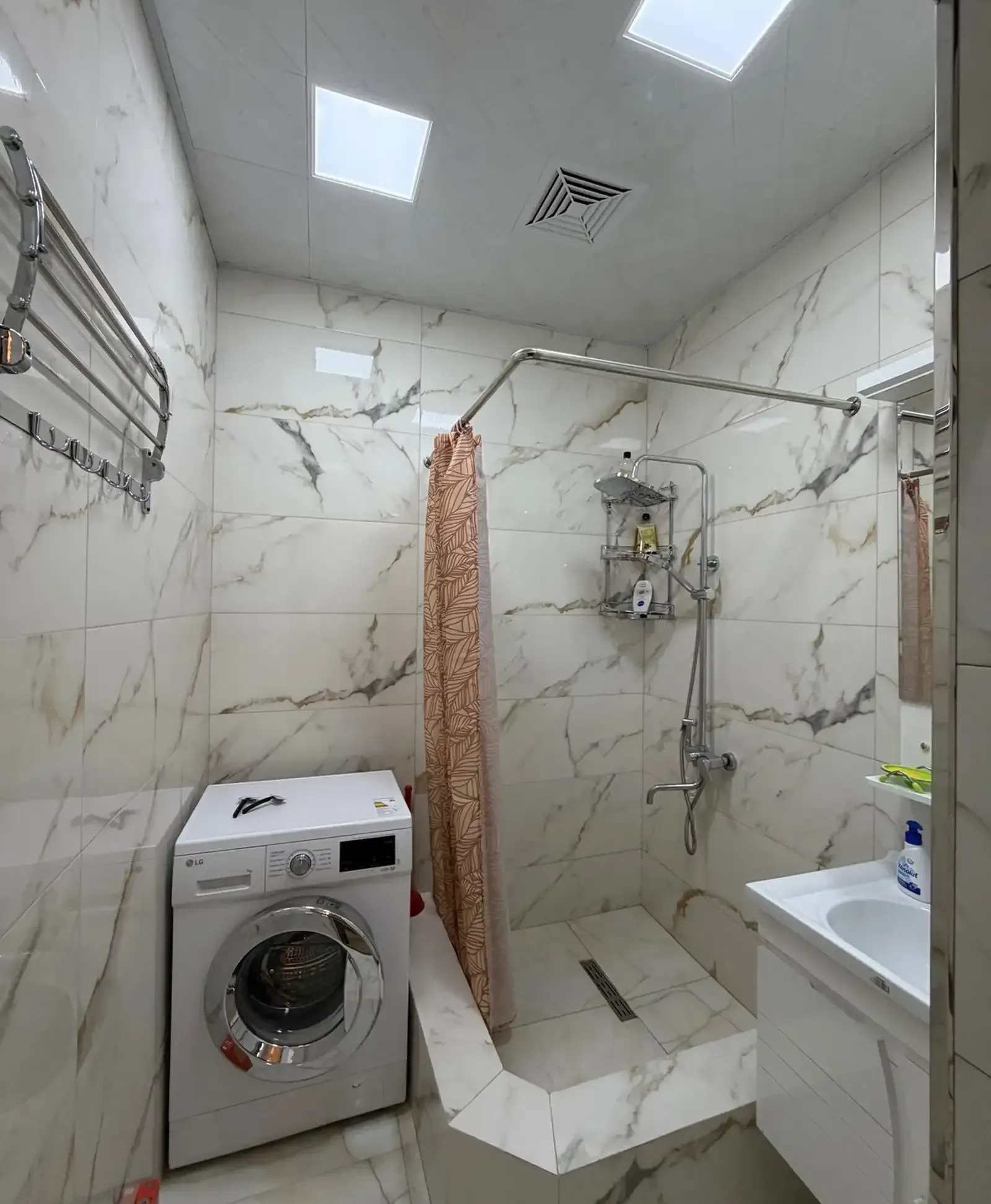 2-комн. квартира, 13 этаж, 75м², Спартак, Ашан
