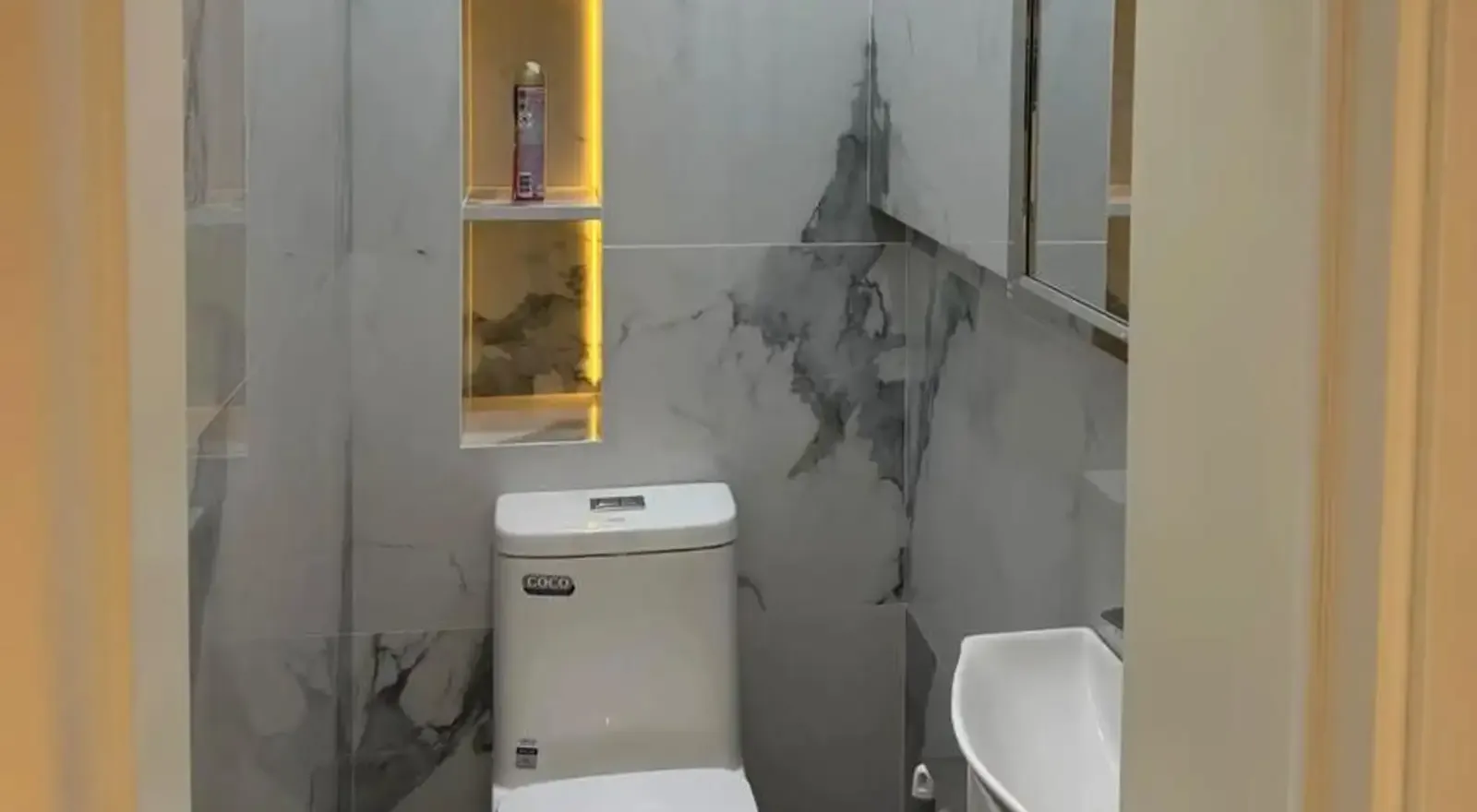 2-комн. квартира, 2 этаж, 75м², Сино