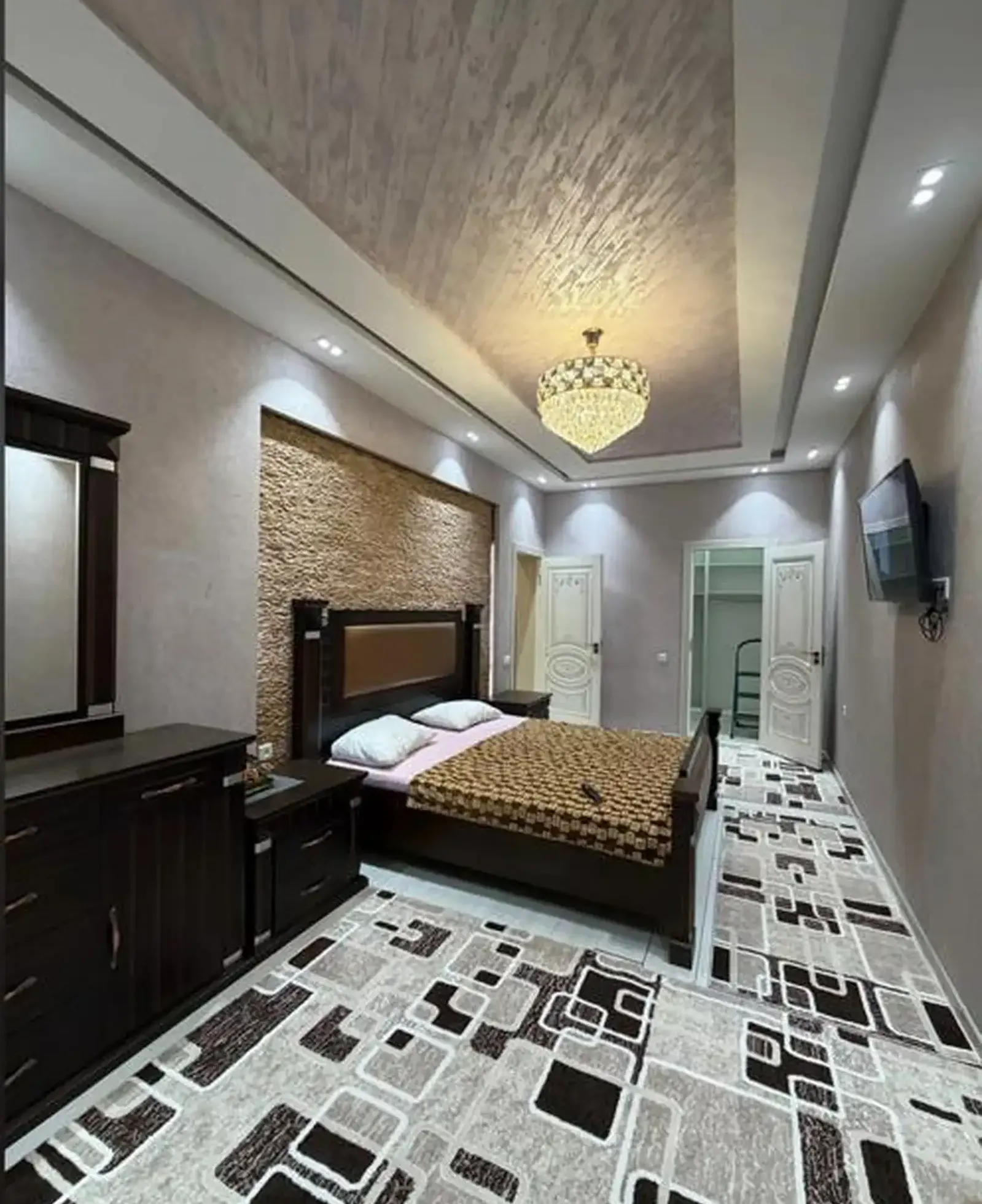 3-комн. квартира, 5 этаж, 96м², Шохмансур