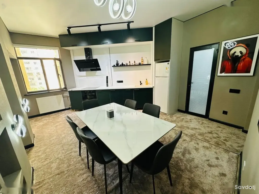 2-комн. квартира, 5 этаж, 62 м², сино