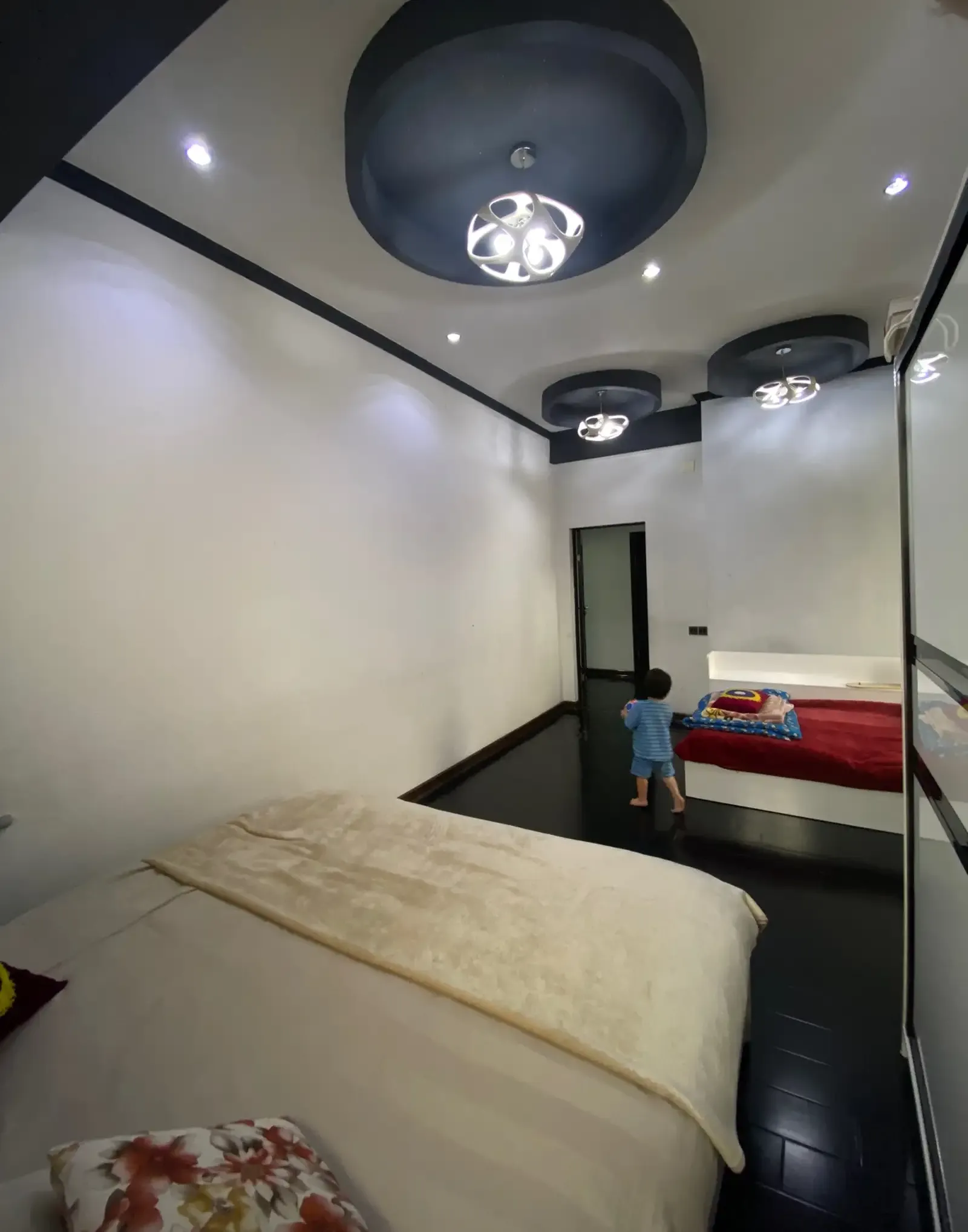 3-комн. квартира, 9 этаж, 121 м², 92мкр н. Сино