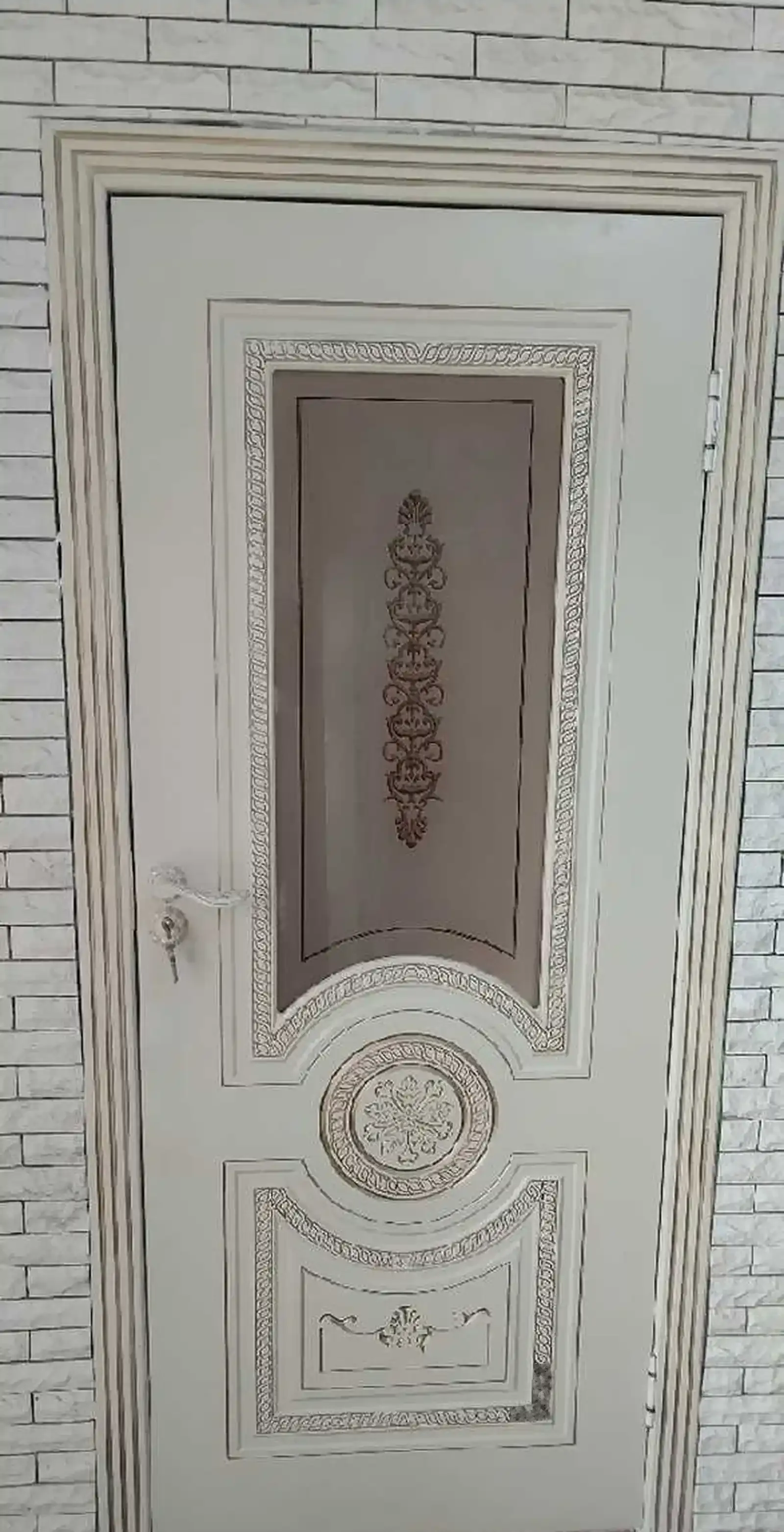 Дверь