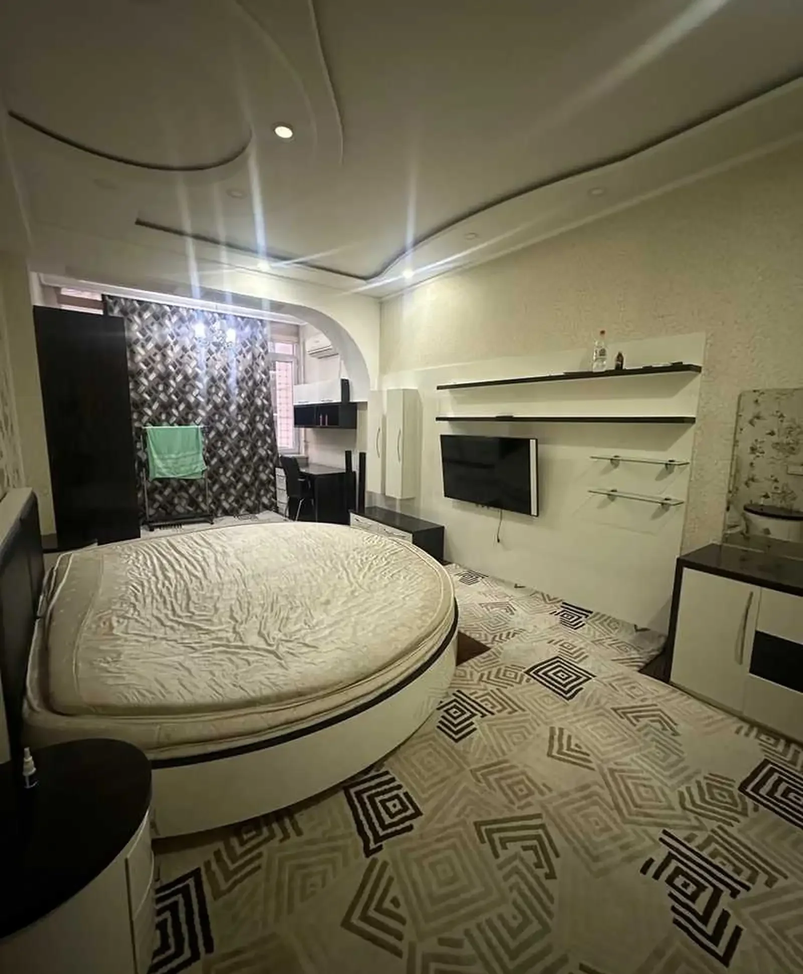 3-комн. квартира, 5 этаж, 130м², Шоҳмансур