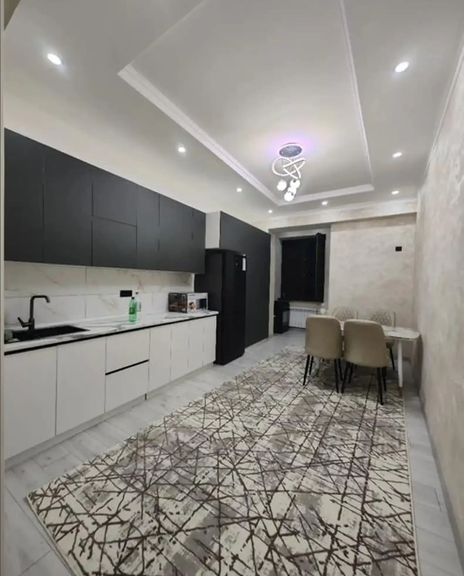 2-комн. квартира, 4 этаж, 90м², И Сомони пушти рест Сафо пединститут