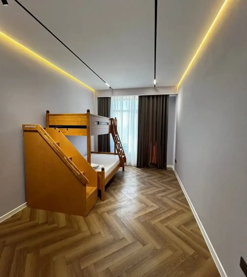 3-к квартира, 9 этаж, 95 м², Сомони