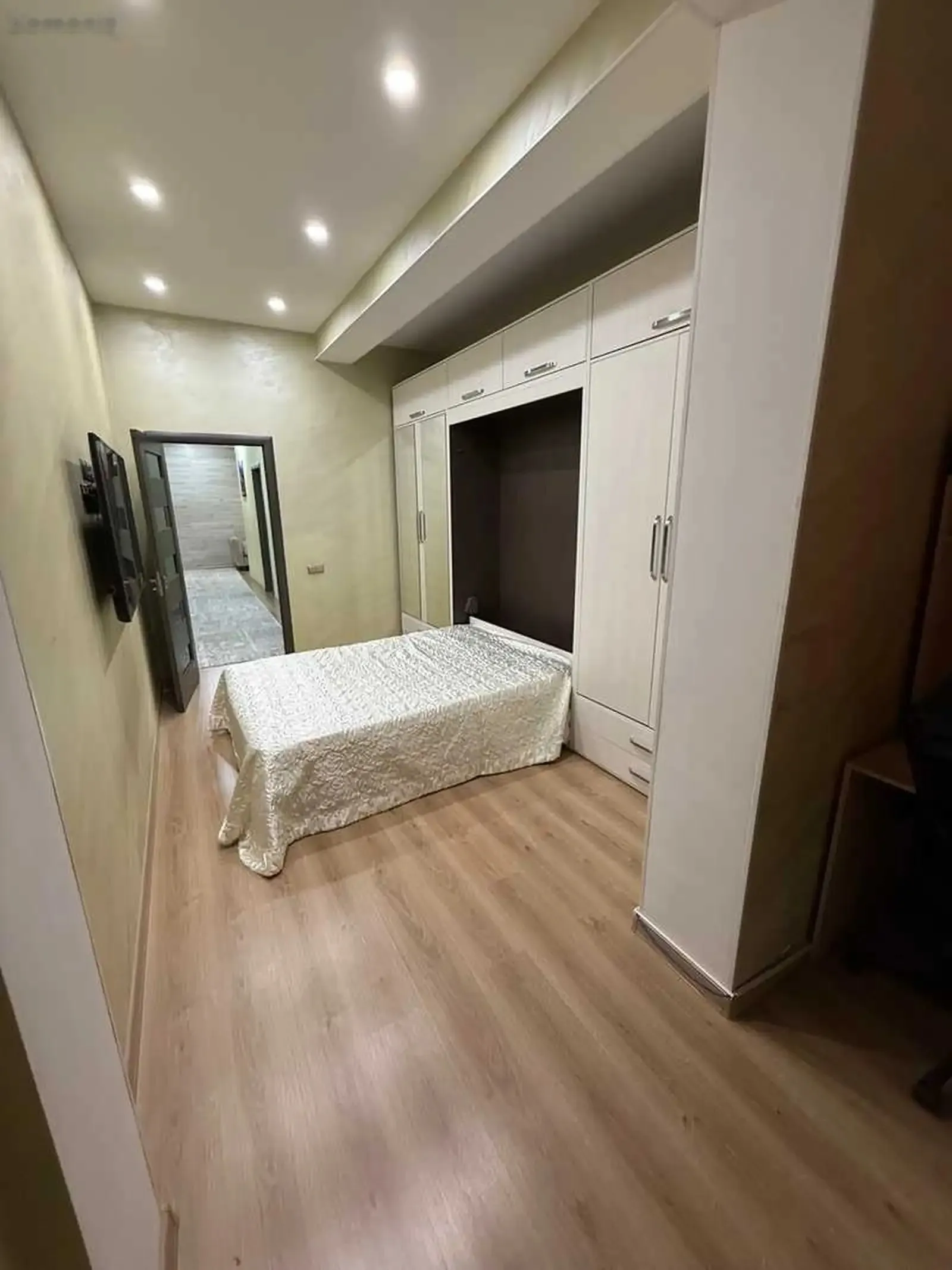 4-к квартира, 5 этаж, 118 м², селхоз инстут