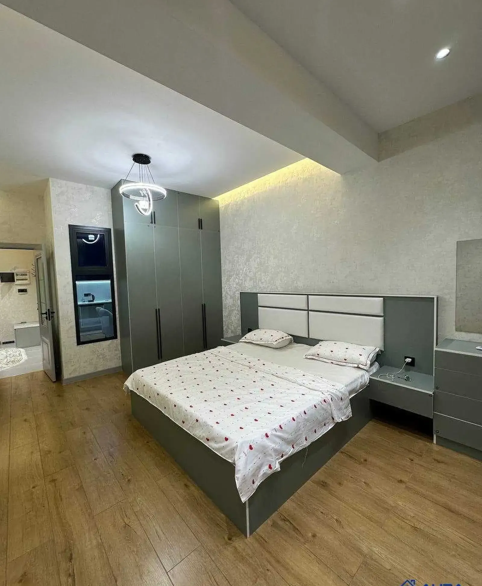 2-комн. квартира, 2 этаж, 64 м², Сино,33мкр