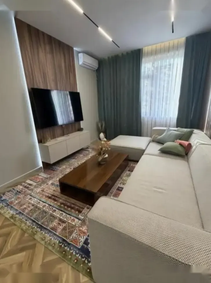 3-комн. квартира, 11 этаж, 120м², Шохмансур