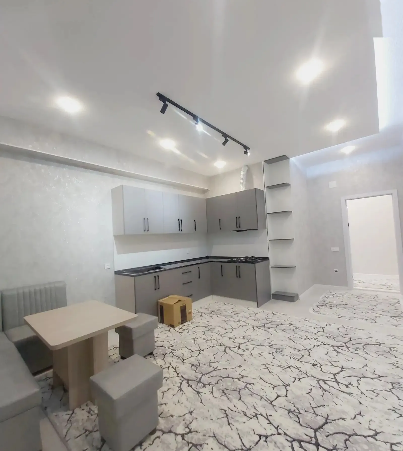 2-к квартира, 4 этаж, 76 м², 18 мкр