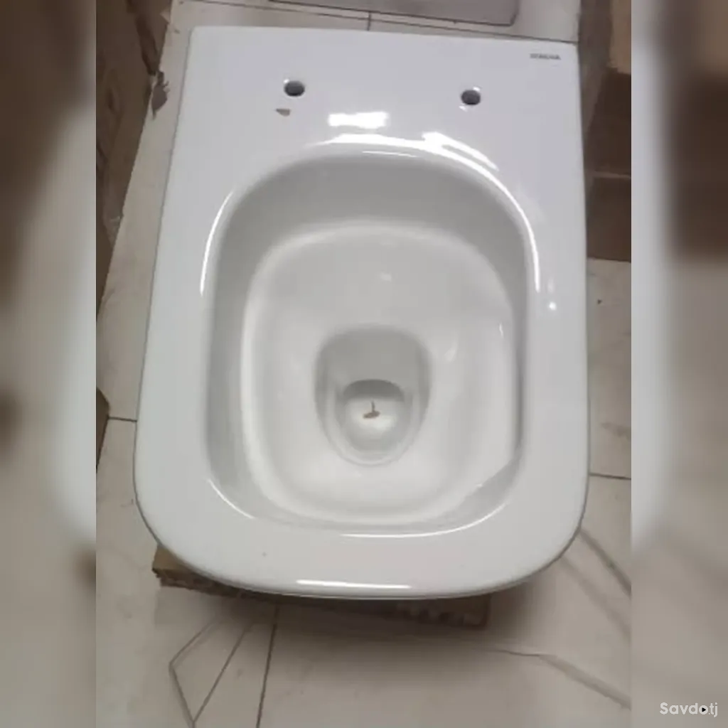 Настенный Унитаз