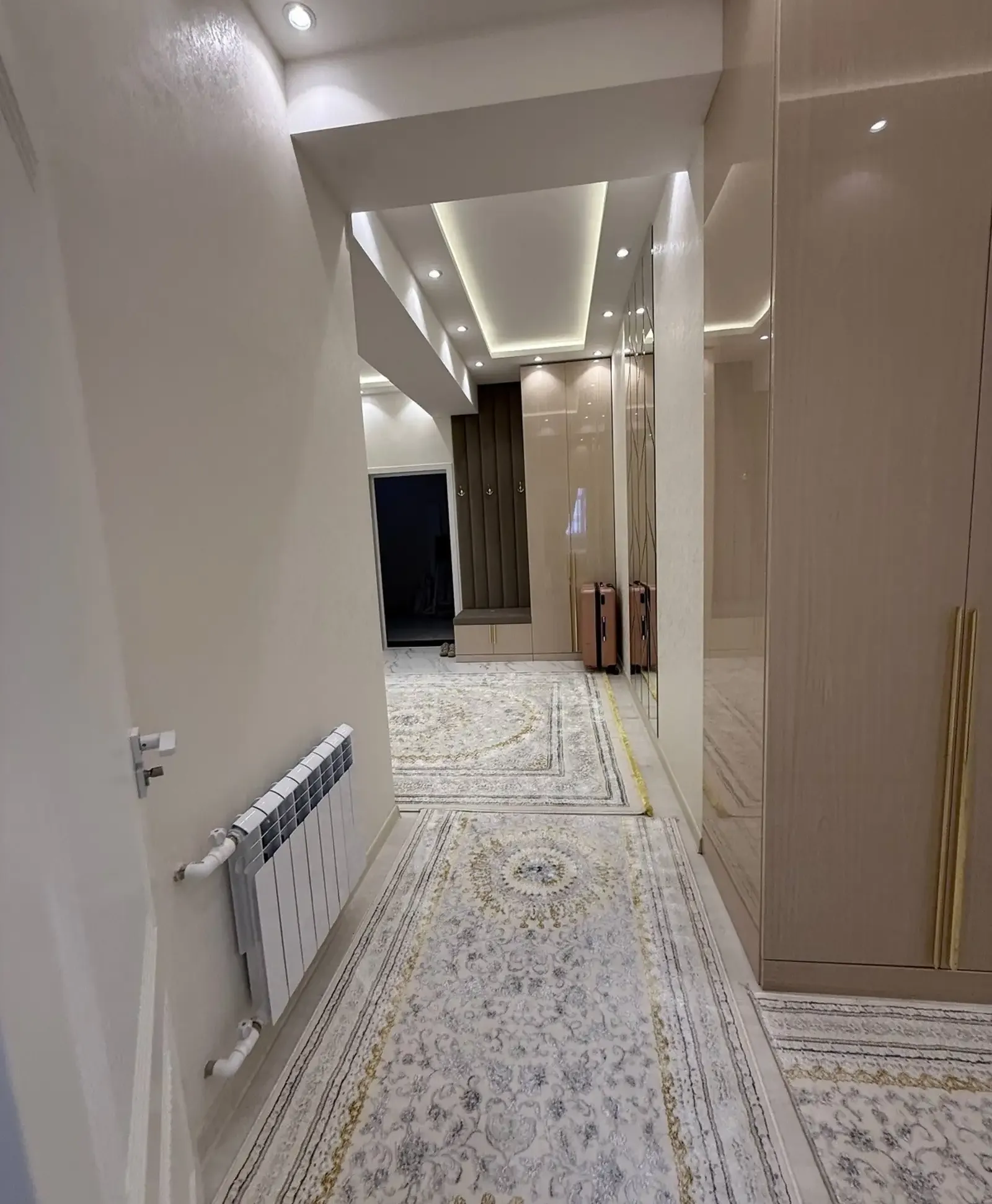 3-комн. квартира, 14 этаж, 115 м²,  4 Дома