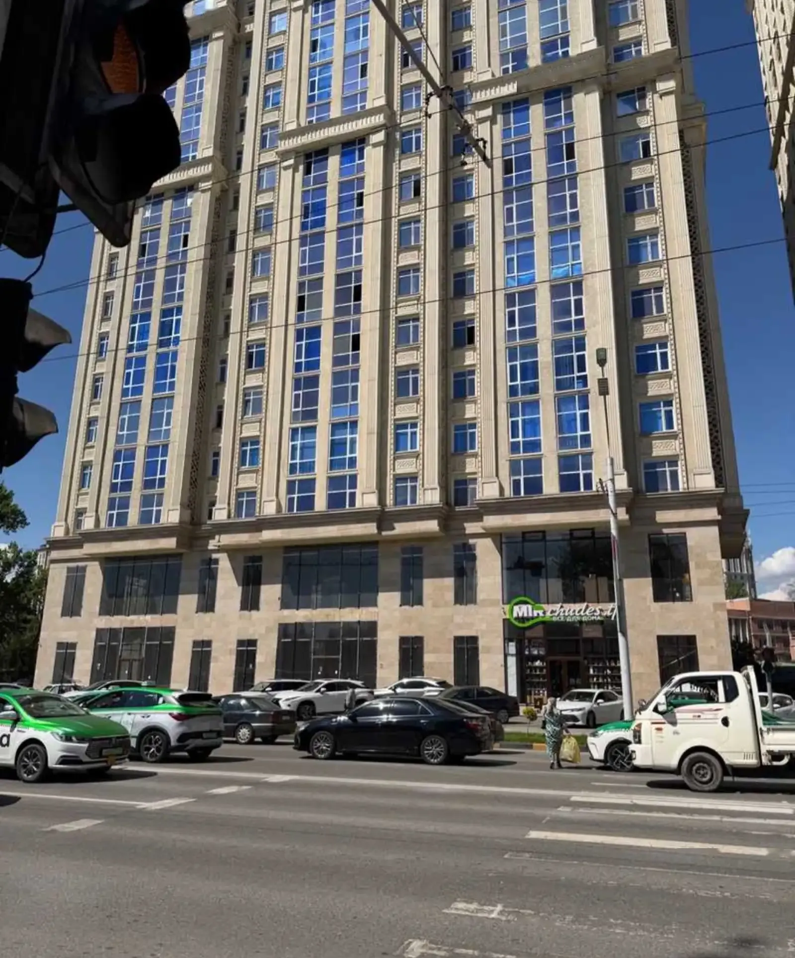 3-комн. квартира, 6 этаж, 98м², шохмансур
