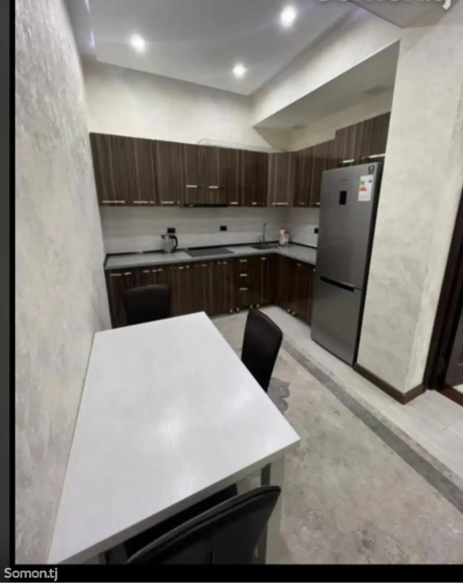 2-комн. квартира, 6 этаж, 70м², шохмансур