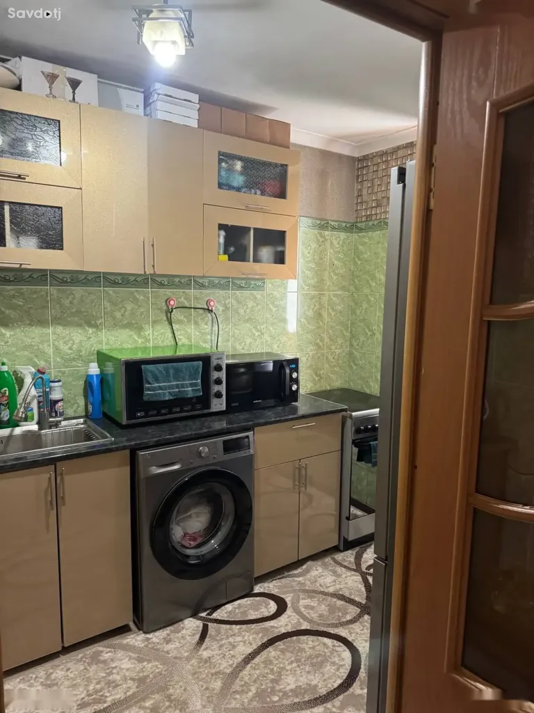 2-комн. квартира, 5 этаж, 42 м², сино