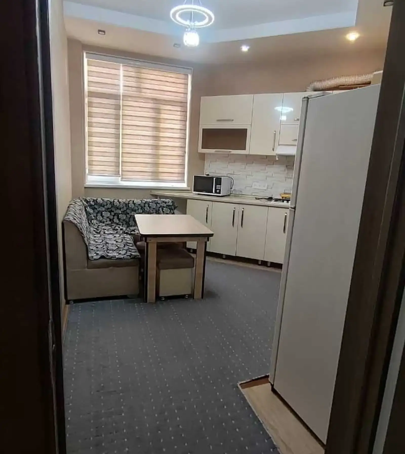 3-комн. квартира, 10 этаж, 126м², И.Сомони