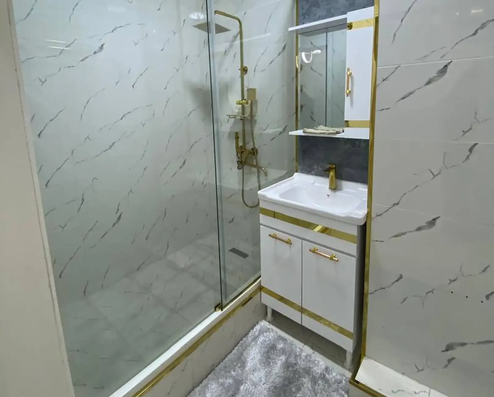 2-комн. квартира, 3 этаж, 70 м², Сино эстокада 82мкр