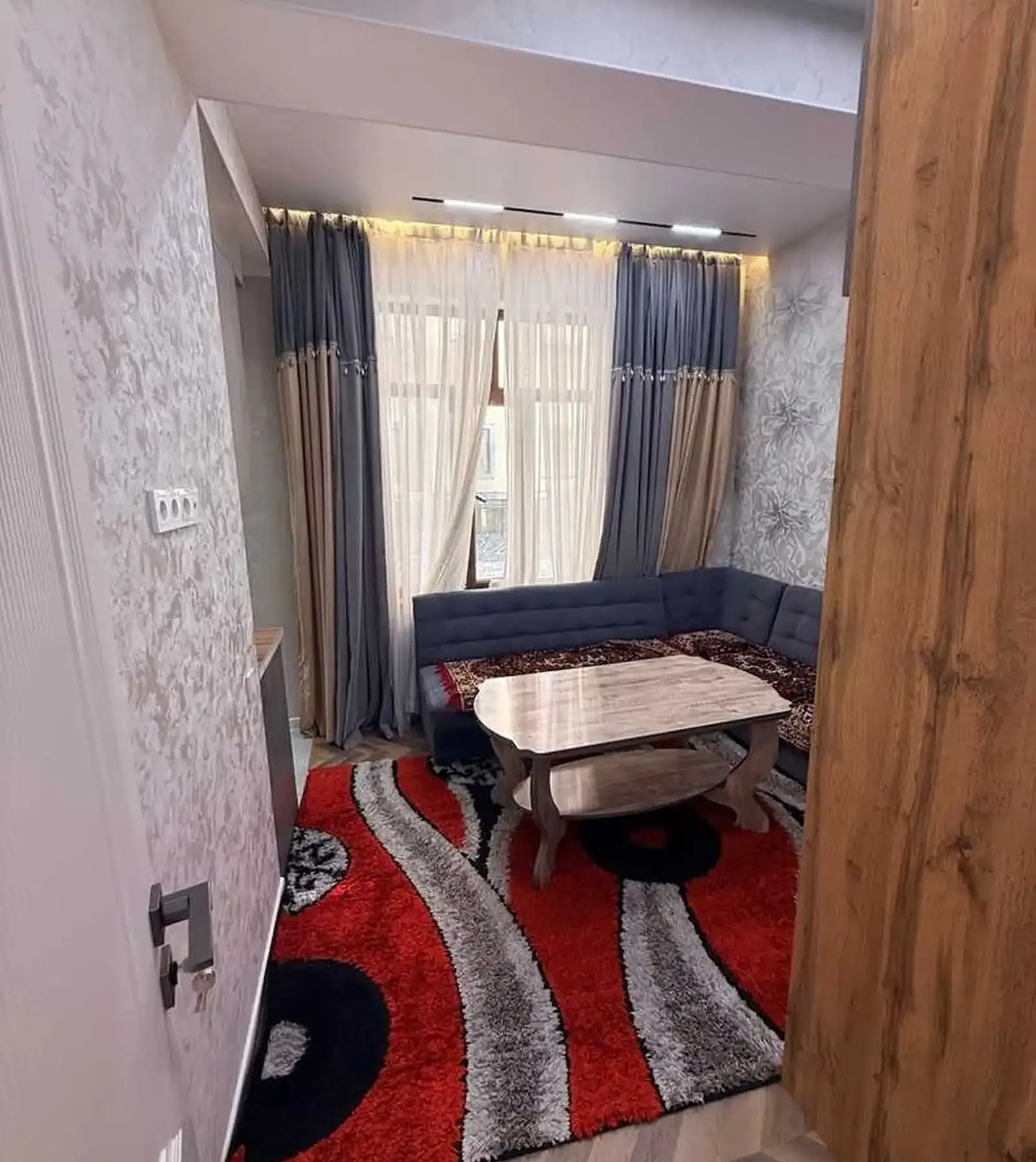 2-комн. квартира, 3 этаж, 100м², Шоҳмансур
