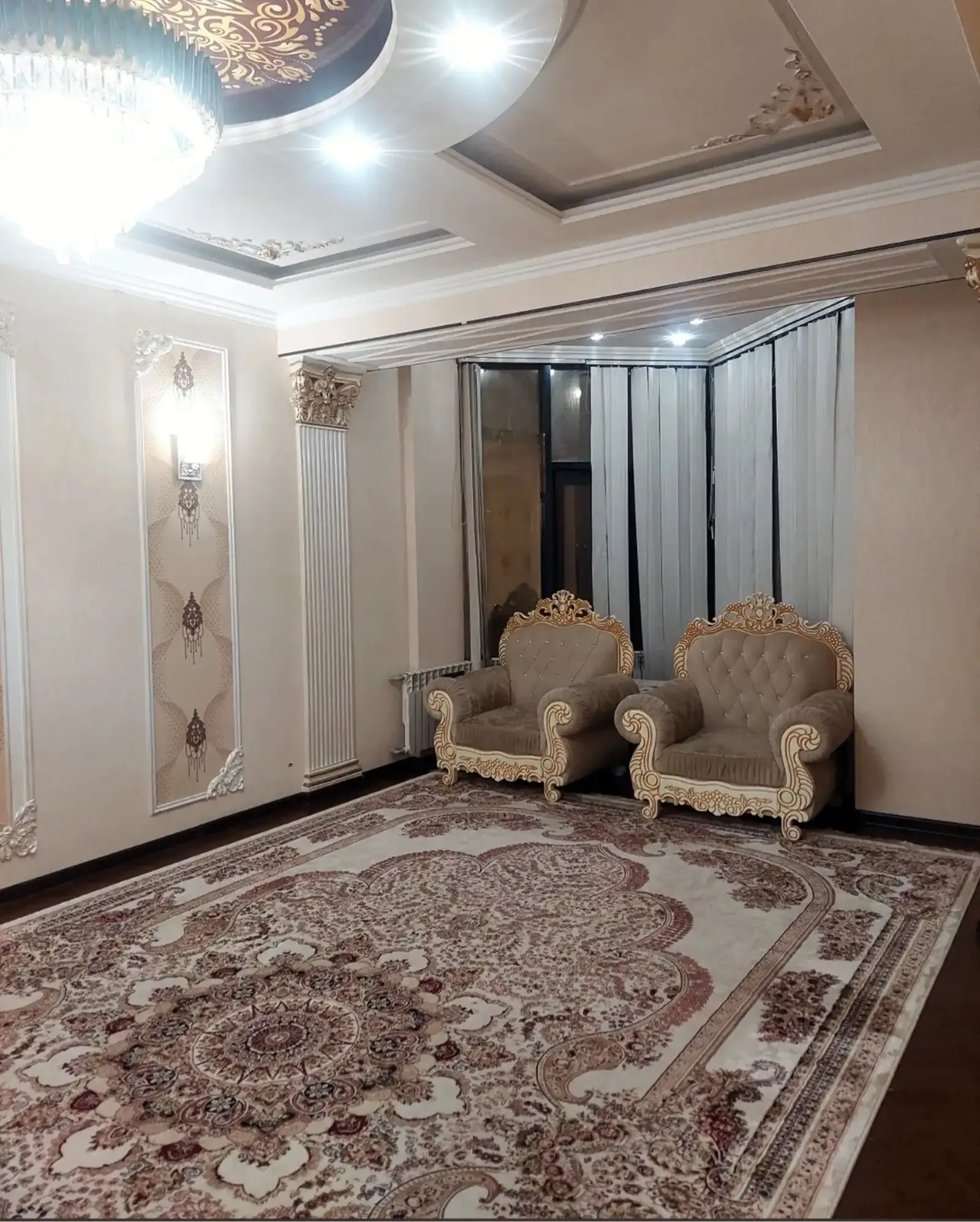 4-комн. квартира, 11 этаж, 120м², сино