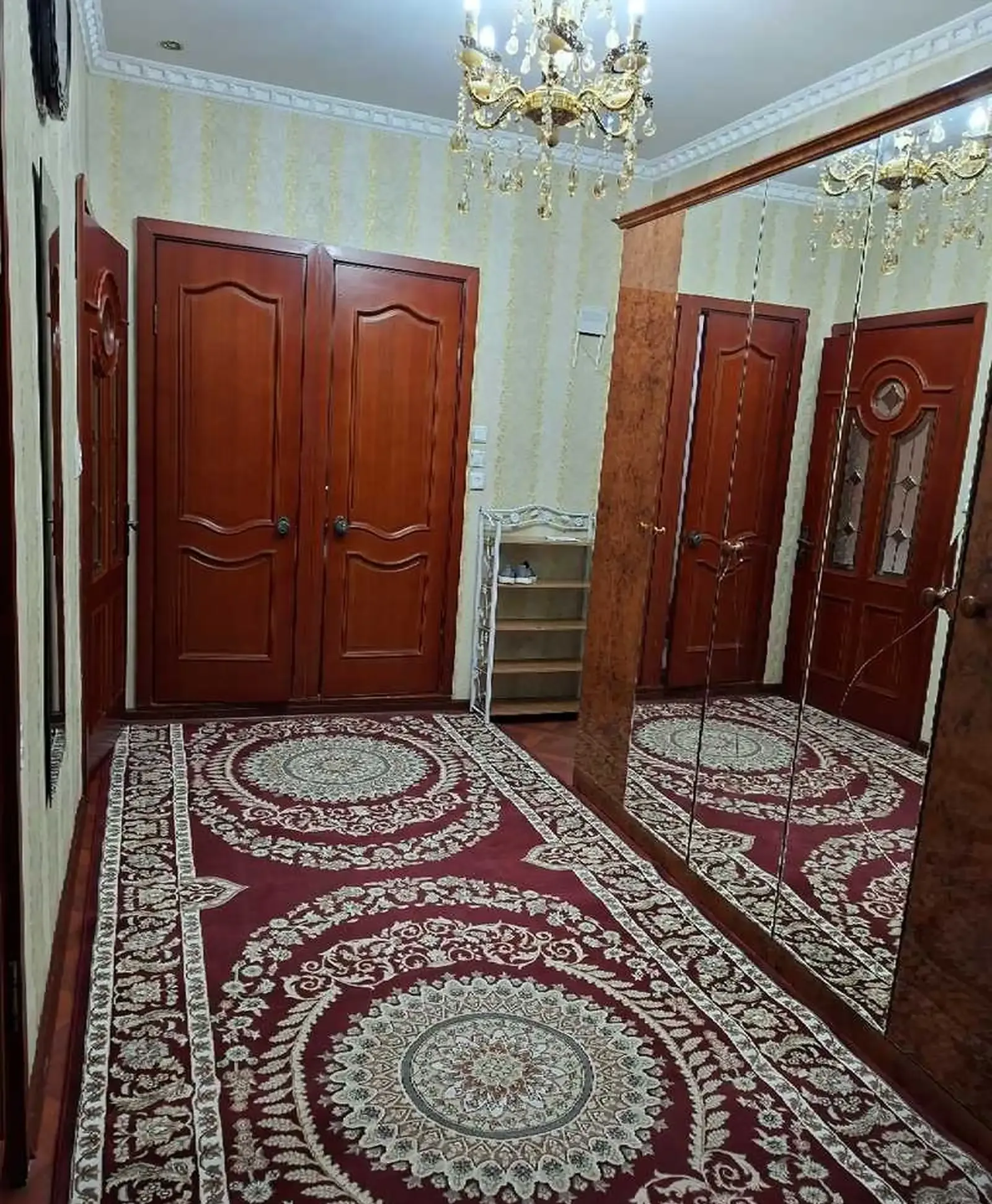 3-комн. квартира, 4 этаж, 82м², 102 мкр, институти Забонҳо