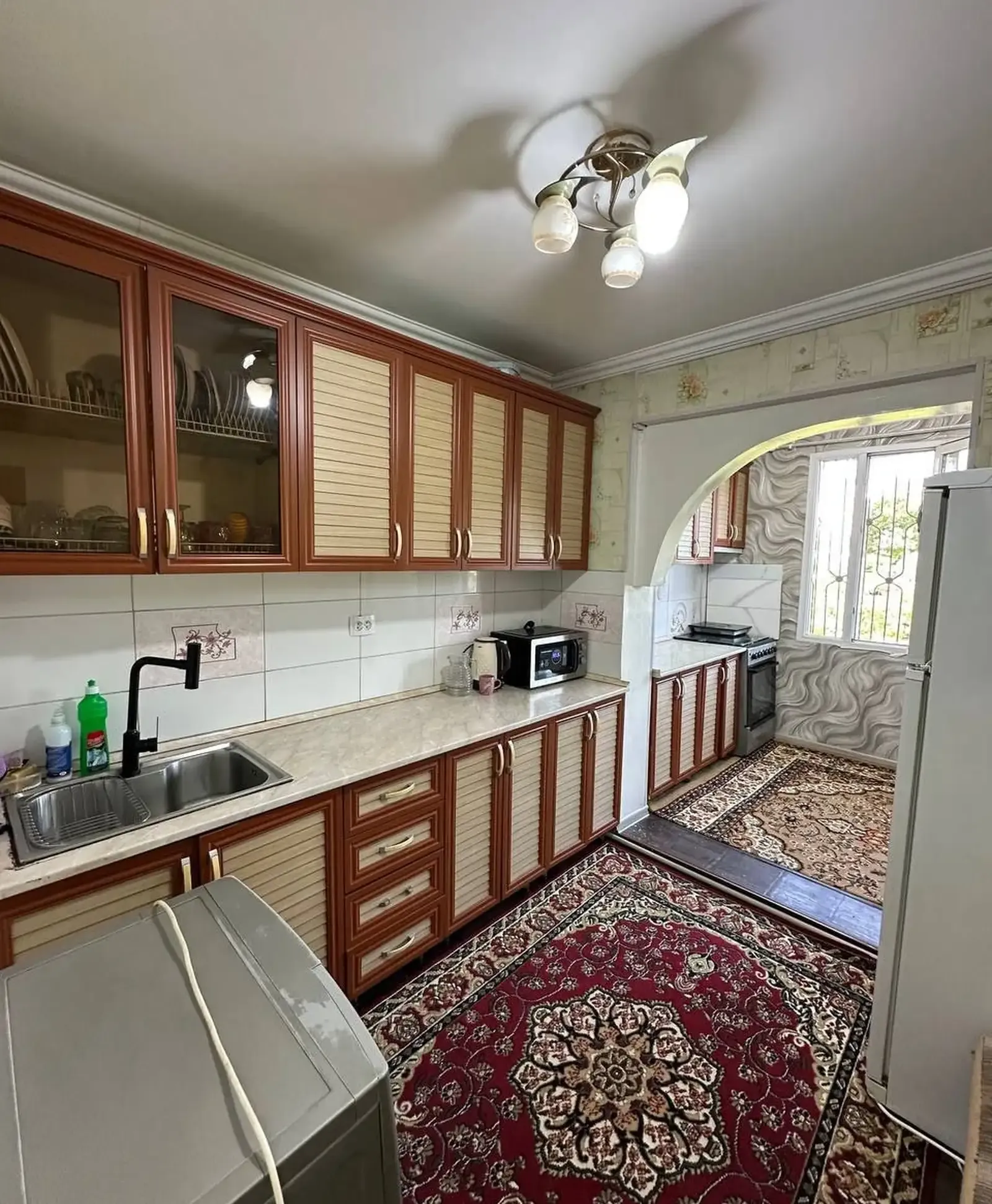 4-комн. квартира, 5 этаж, 75 м², Сино 102 Донишгохи Забонхо