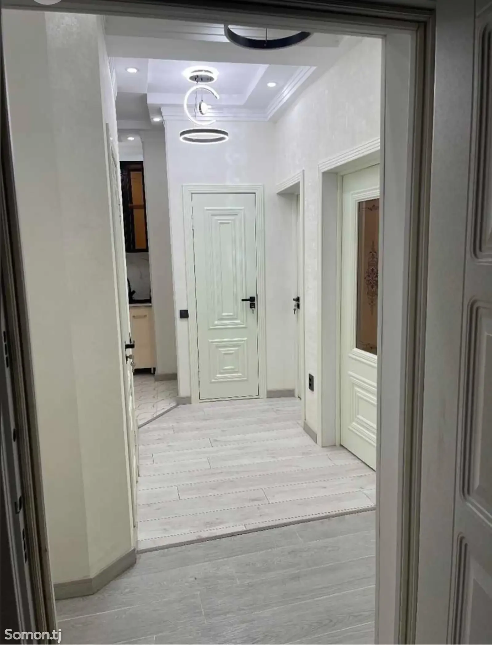 2-к квартира, 3 этаж, 55 м², Сафо, Пединститут