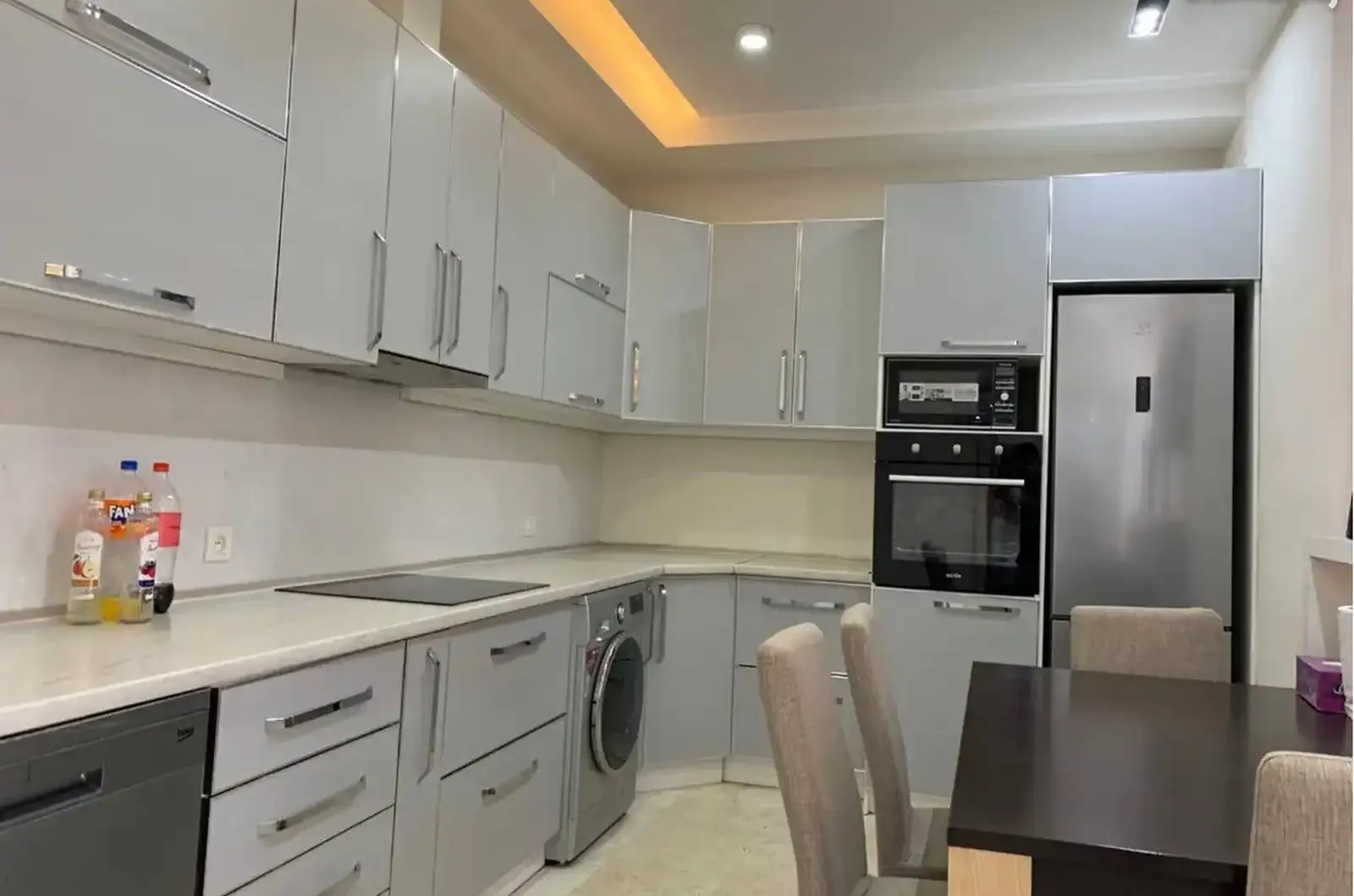 3-комн. квартира, 10 этаж, 140 м², 82мкр