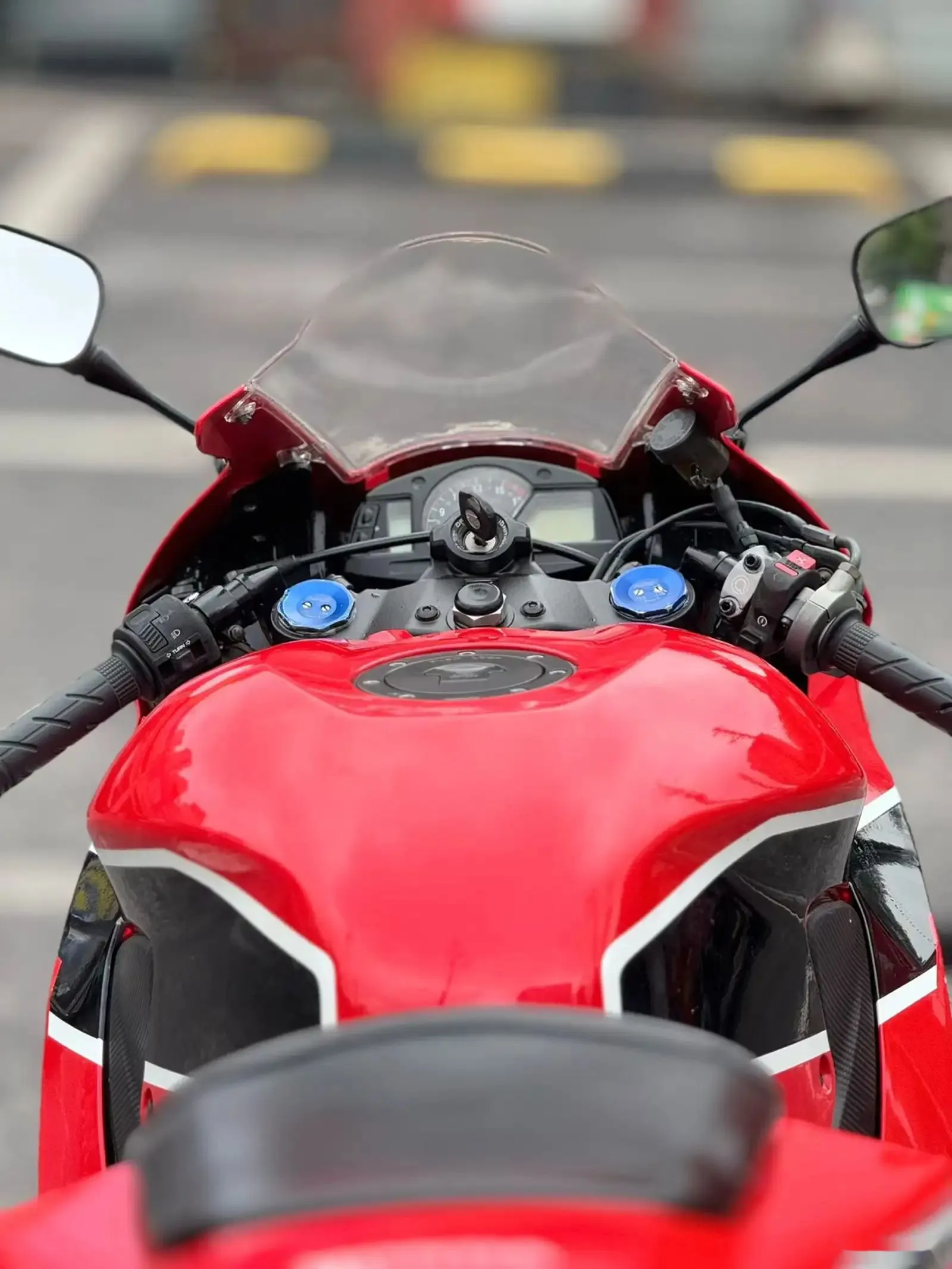 Мотоцикл Honda cbr