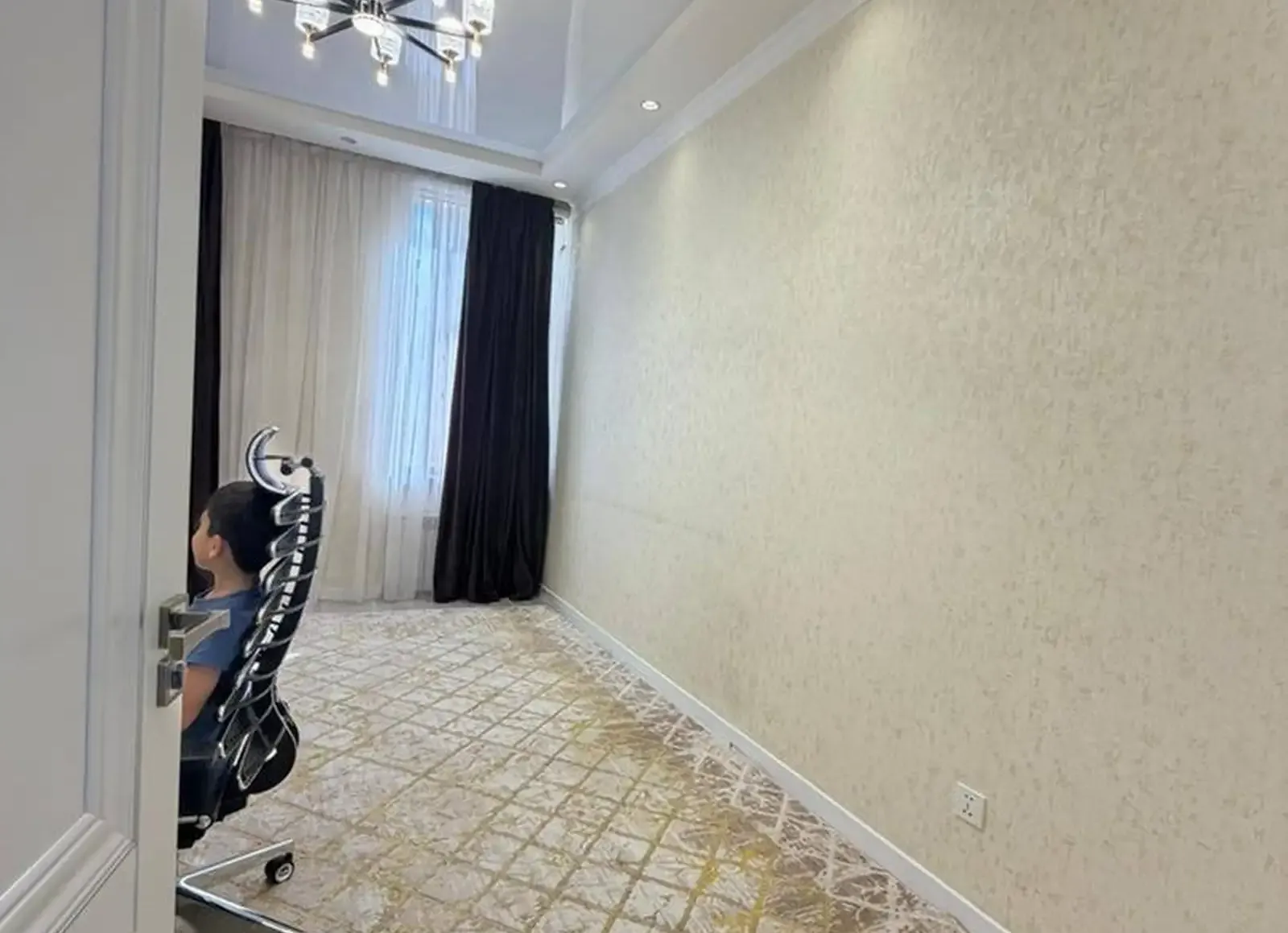 3-комн. квартира, 13 этаж, 85 м², И. Сомони