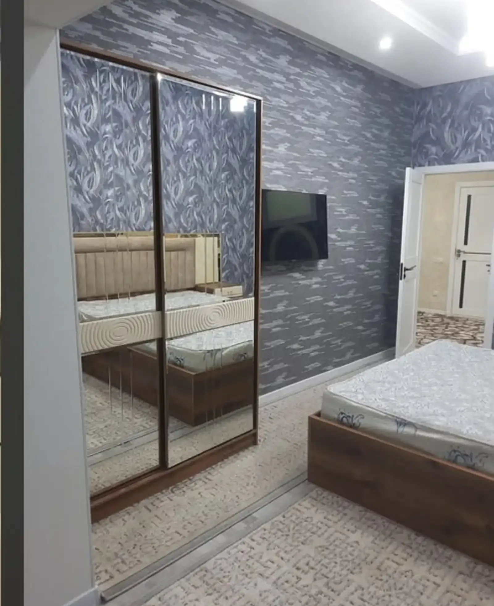 2-комн. квартира, 2 этаж, 70м², Сино