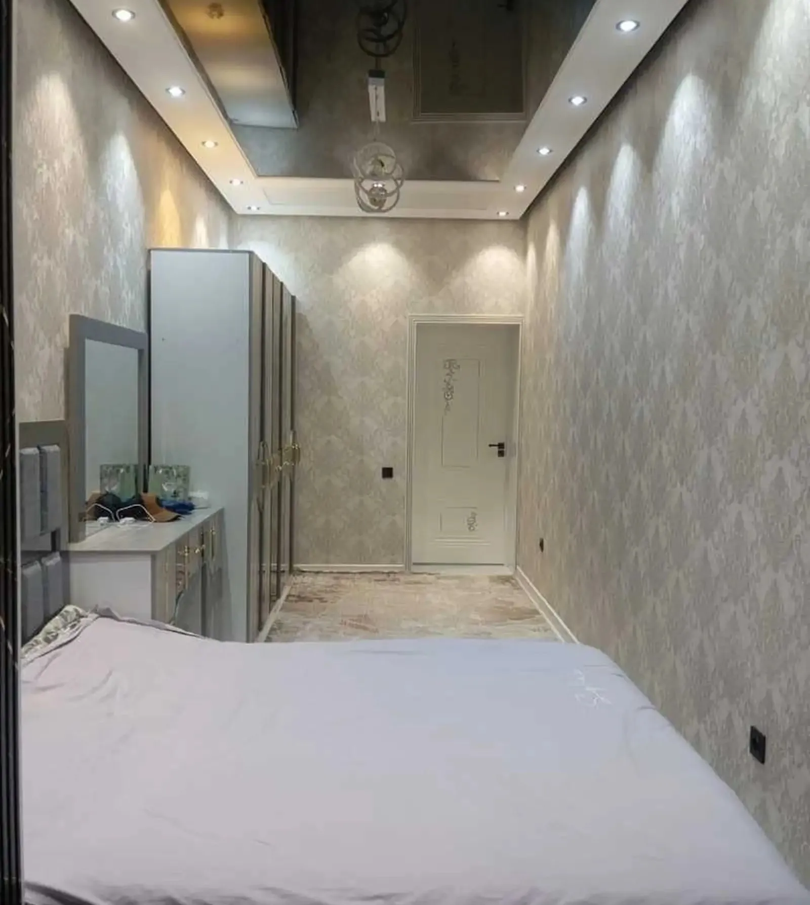 2-комн. квартира, 11 этаж, 83м², Молодёжный театр