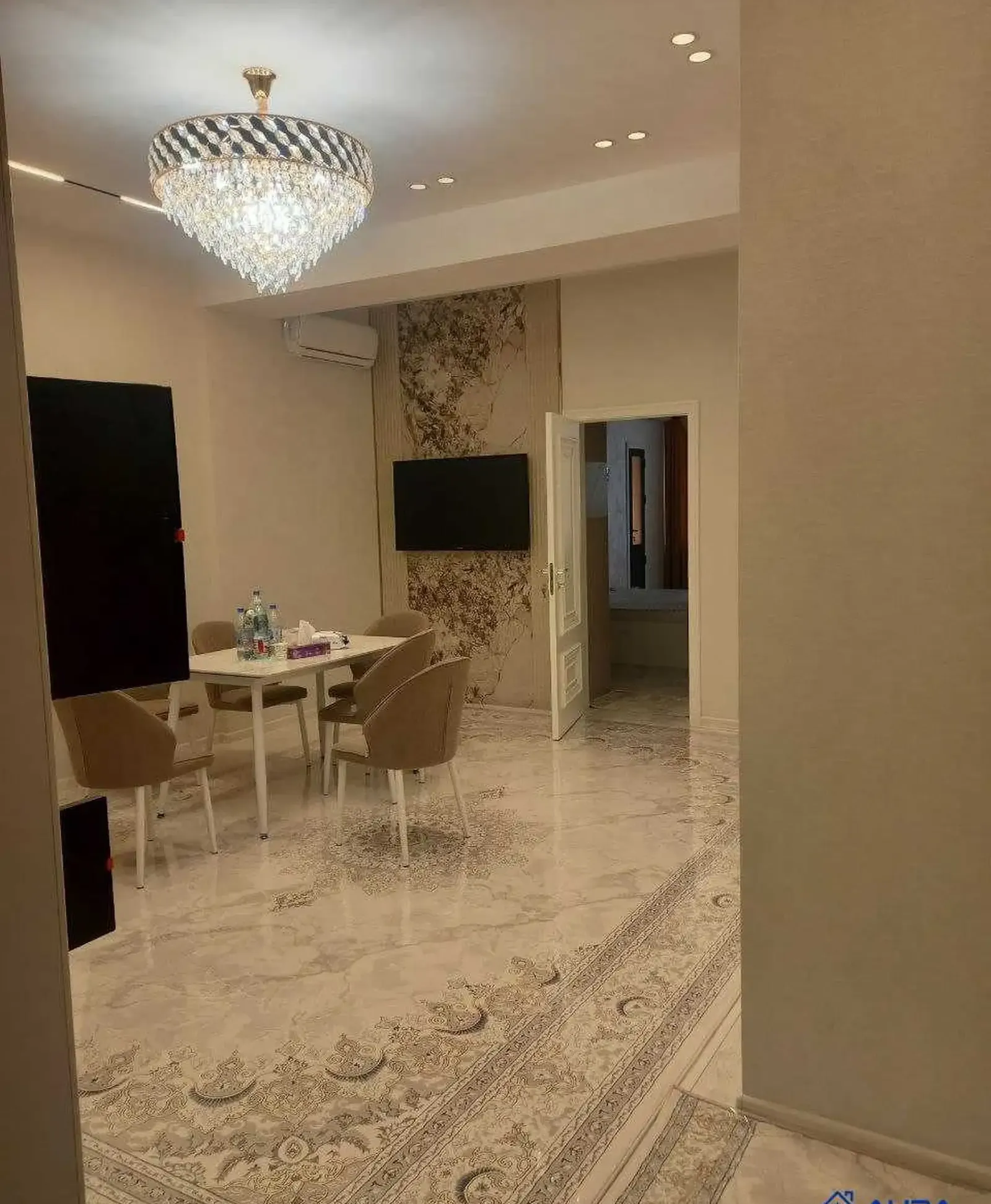 2-к квартира, 2 этаж, 67 м², Сино