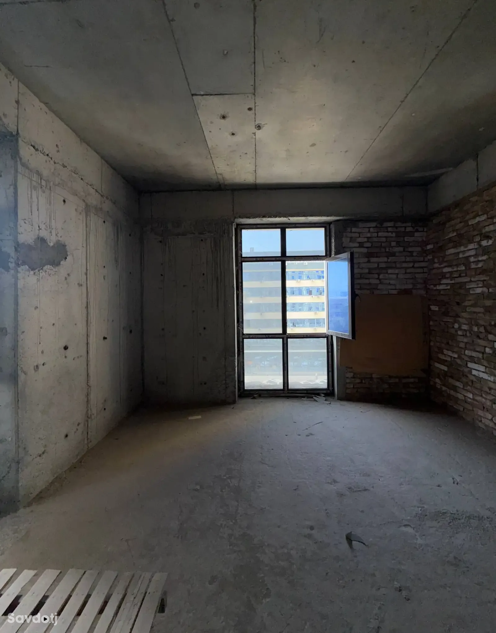 3-комн. квартира, 4 этаж, 120 м², Шохмансур напротив Вазорати наклиет