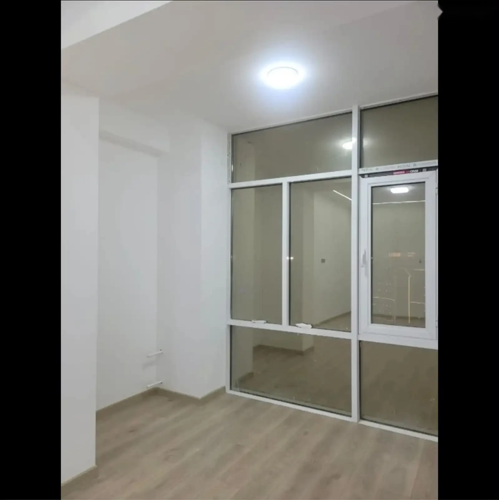3-комн. квартира, 12 этаж, 88м², Сомони — фото 2