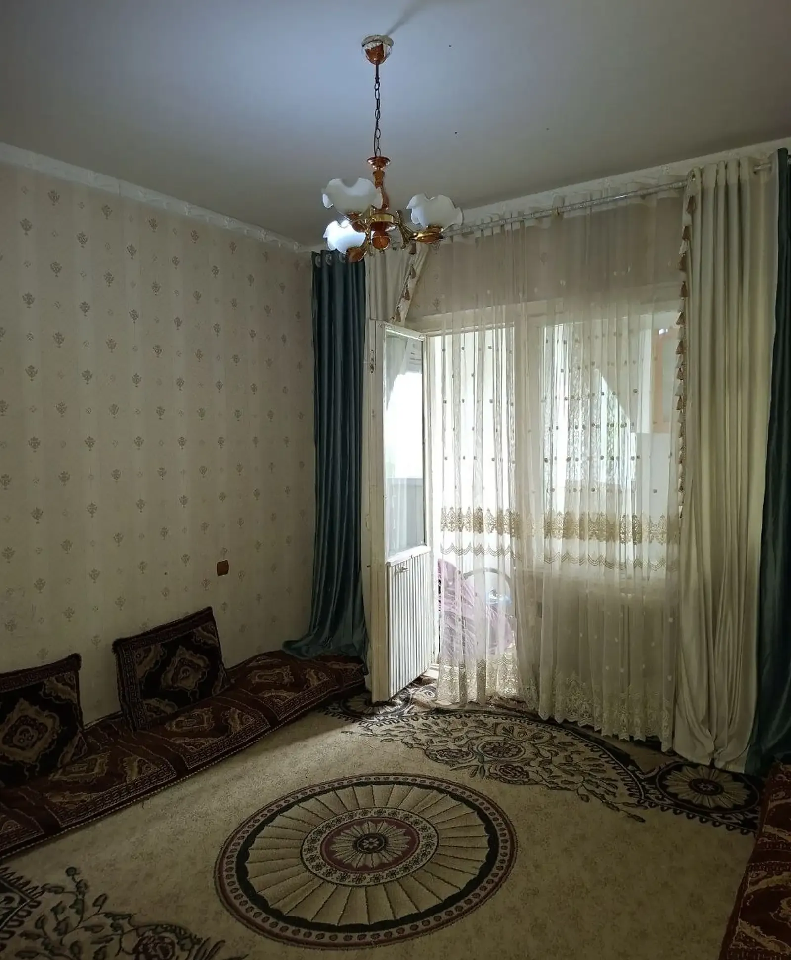4-комн. квартира, 6 этаж, 144 м², Фирдавси