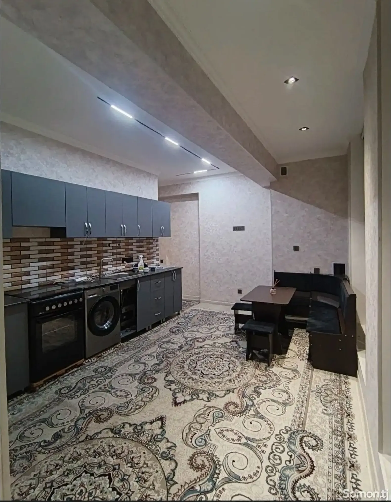 3-комн. квартира, 12 этаж, 88 м², Шохмансур