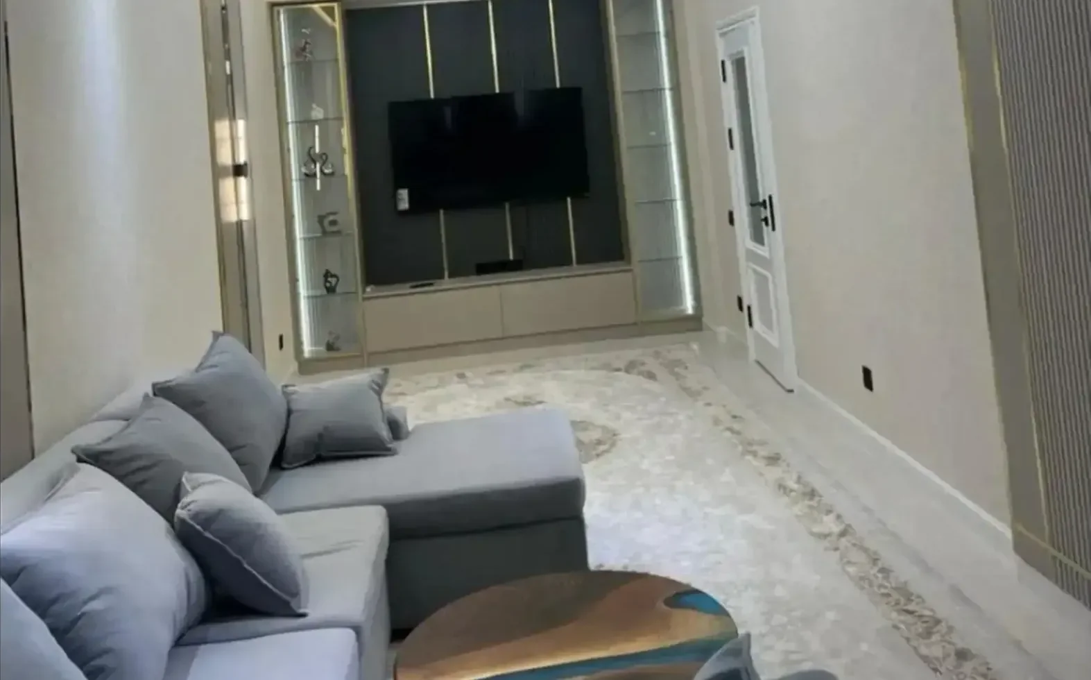 2-комн. квартира, 10 этаж, 75м², И Сомони Воданасос