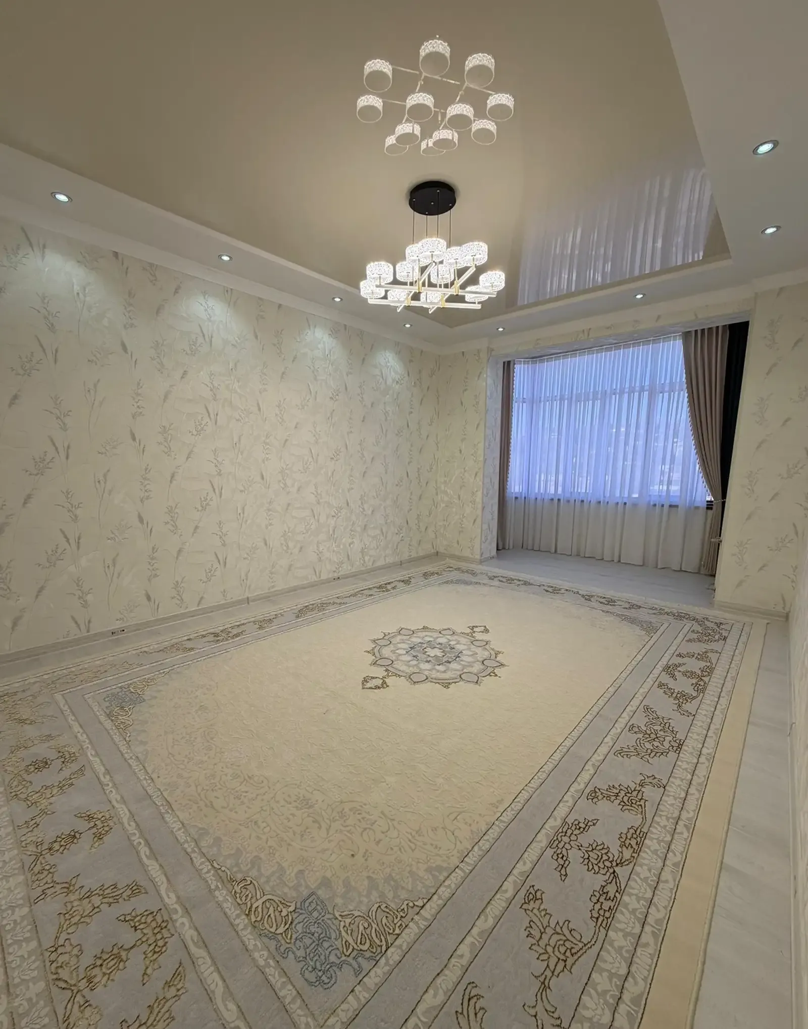 2-комн. квартира, 12 этаж, 81 м², Шохмансур 3 база