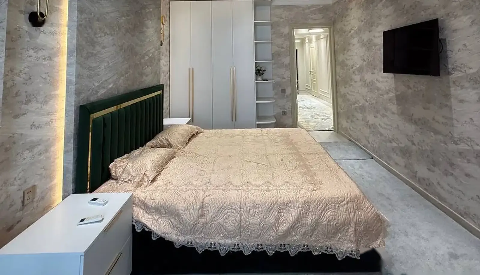 3-комн. квартира, 12 этаж, 80 м², Сино