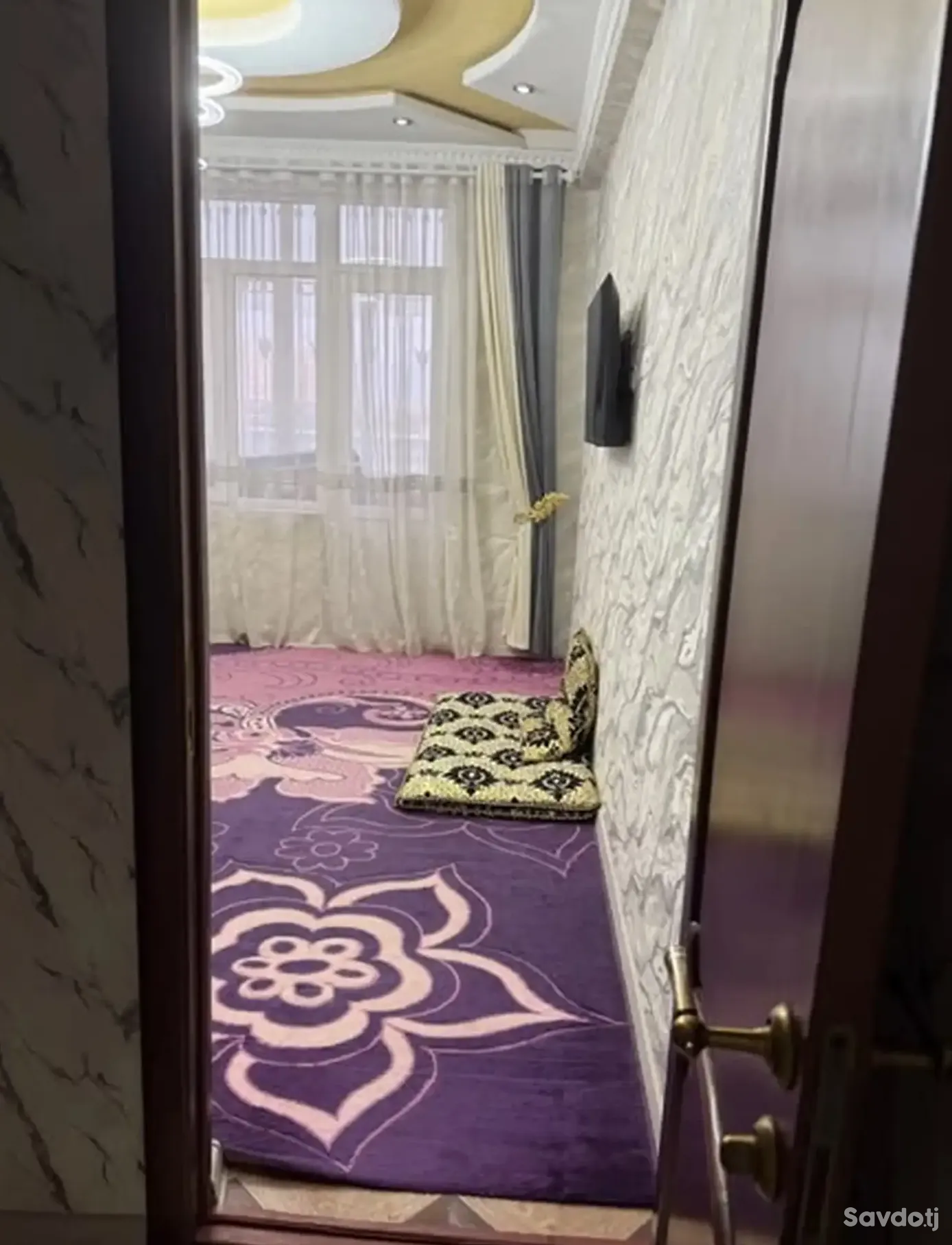 2-комн. квартира, 3 этаж, 67м², Фирдавси