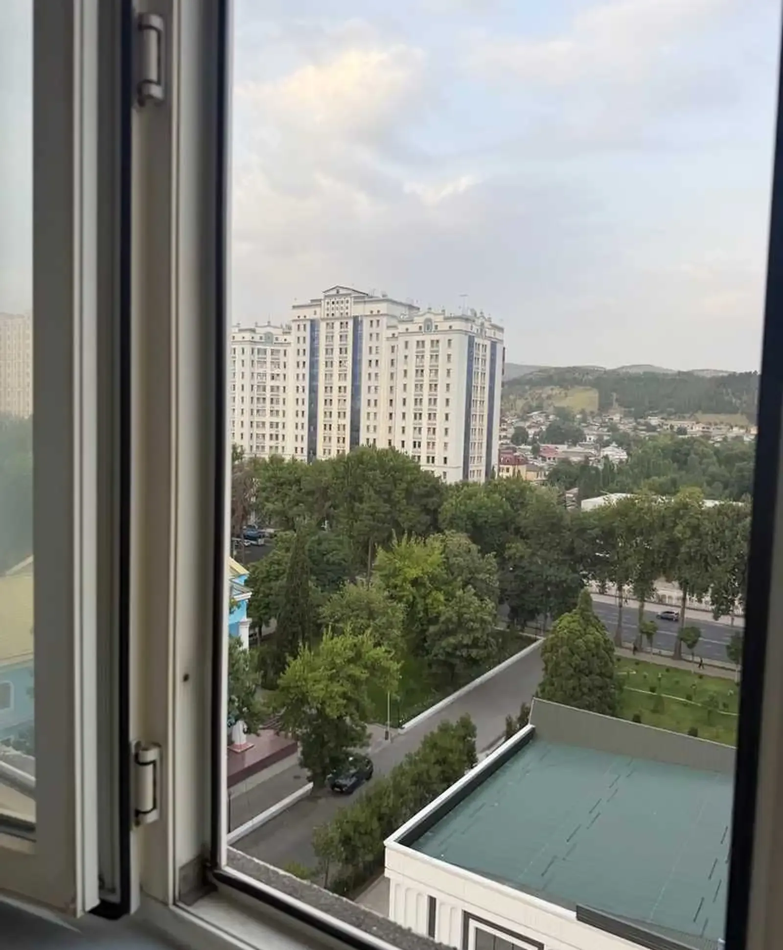 3-комн. квартира, 10 этаж, 135м², Сомони