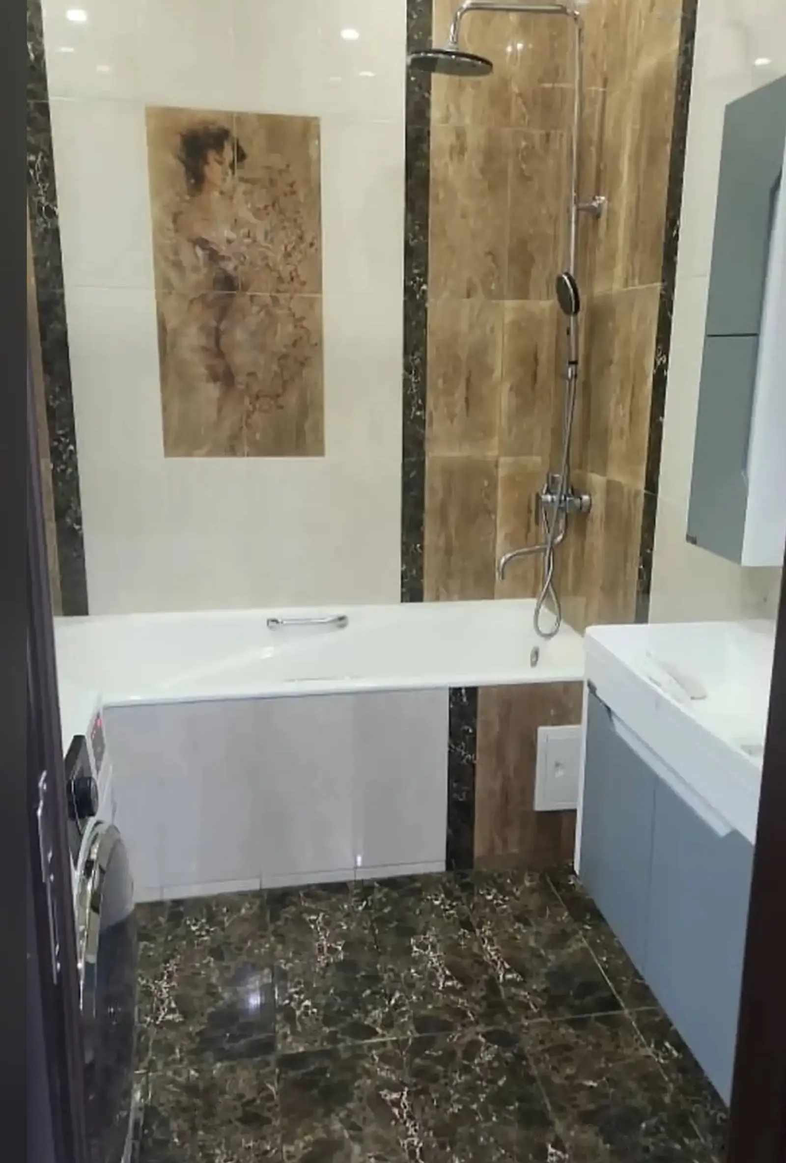 2-комн. квартира, 10 этаж, 100м², шохмансур