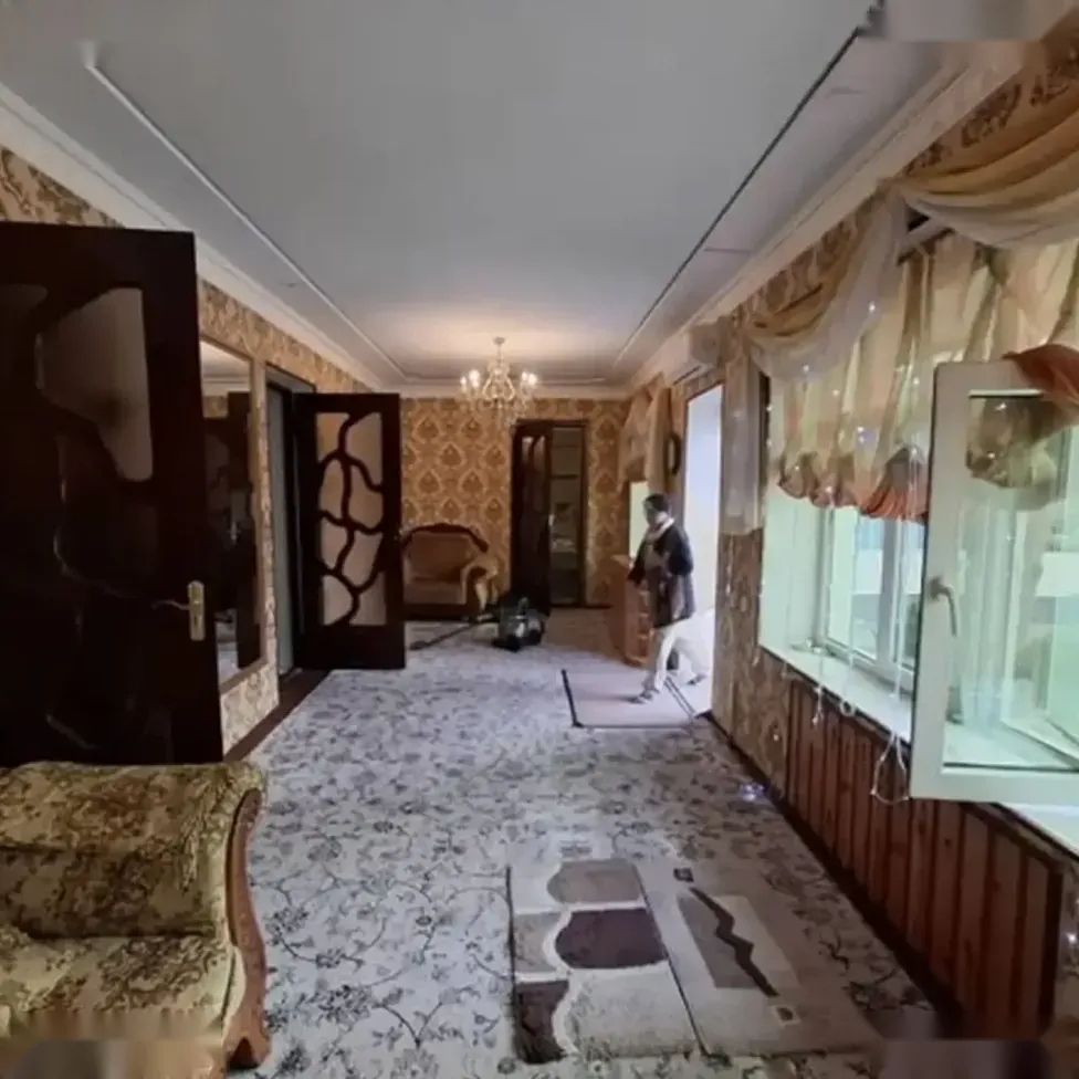 1-этажный, 5 комнатный дом, 360 м², Сомони