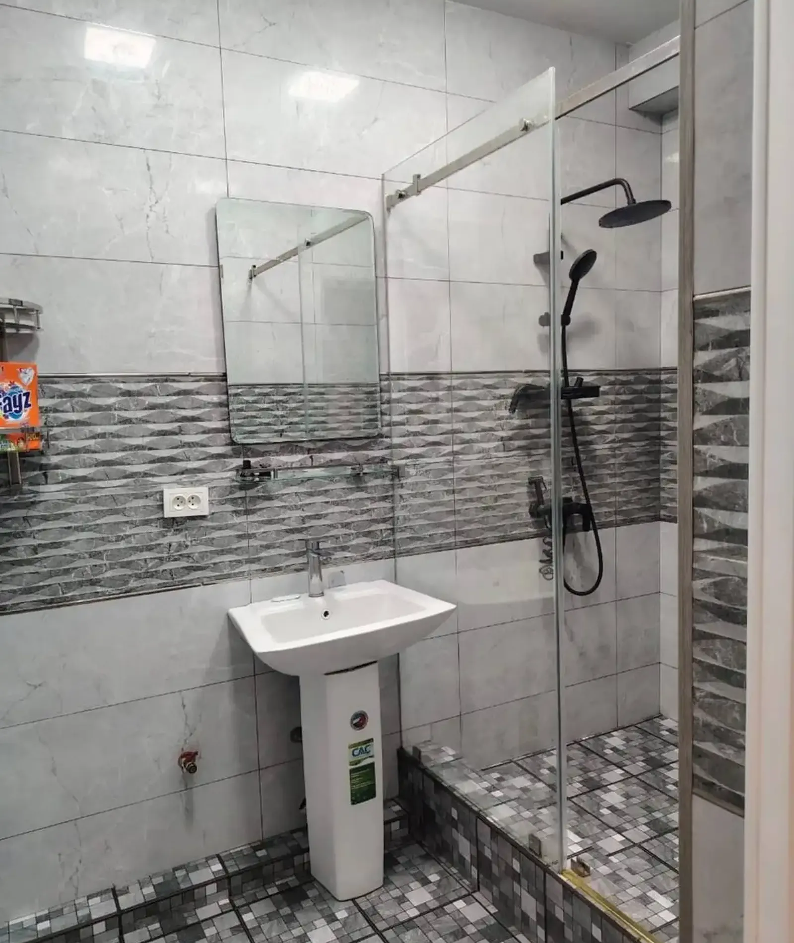 2-комн. квартира, 10 этаж, 47 м², Шохмансур, Голубой экран