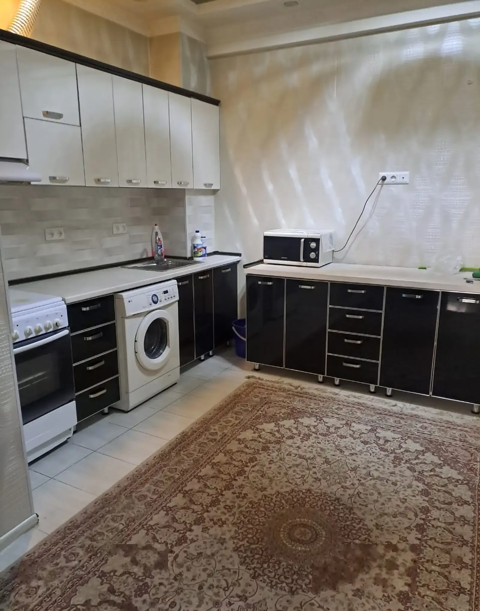 2-комн. квартира, 10 этаж, 65м², шохмансур