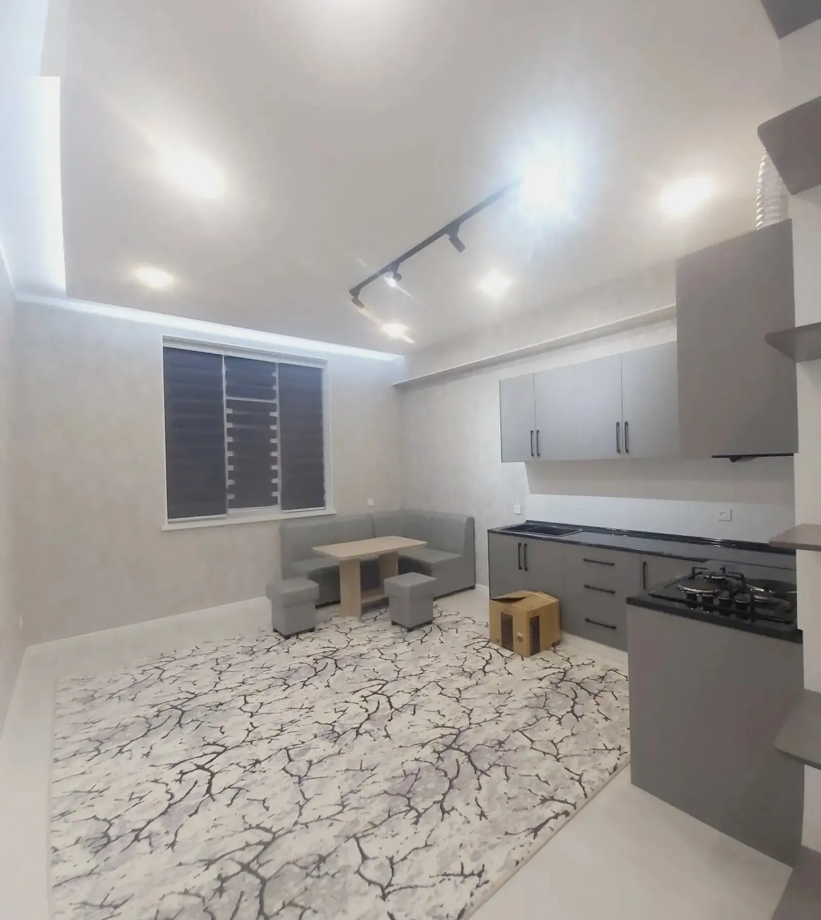 2-к квартира, 4 этаж, 76 м², 18 мкр