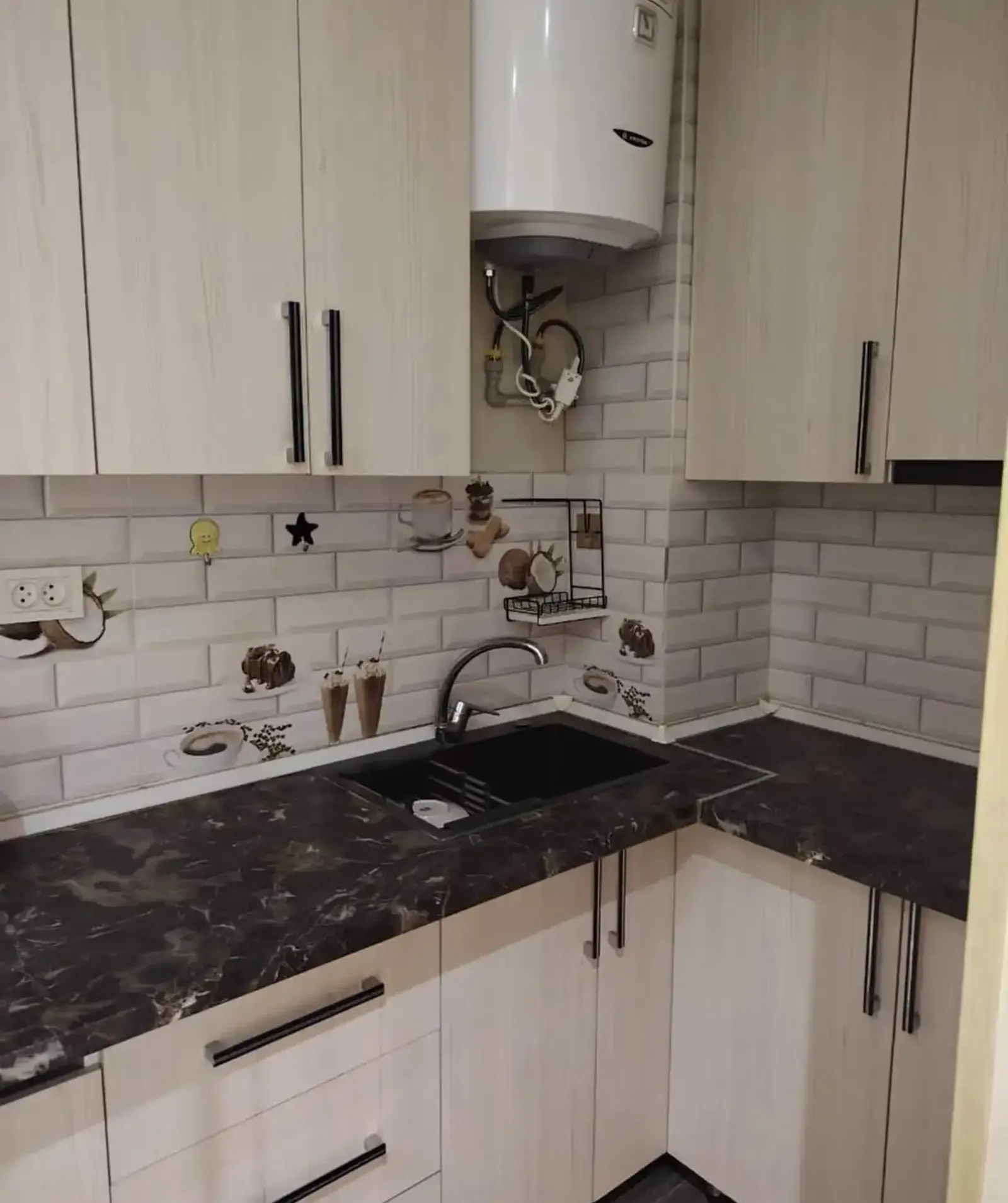 2-комн. квартира, 10 этаж, 47 м², Шохмансур, Голубой экран