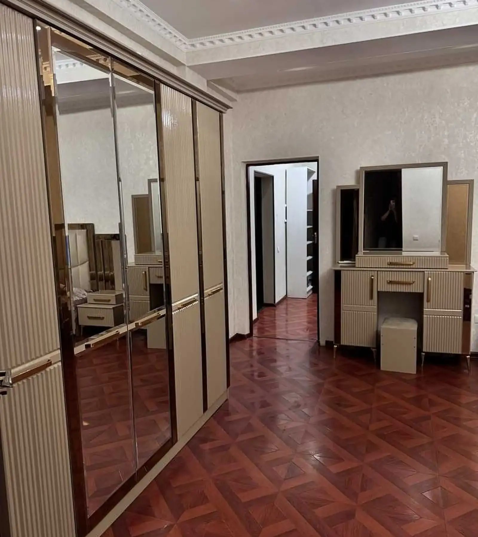 2-комн. квартира, 13 этаж, 56м², Исмоили Сомони