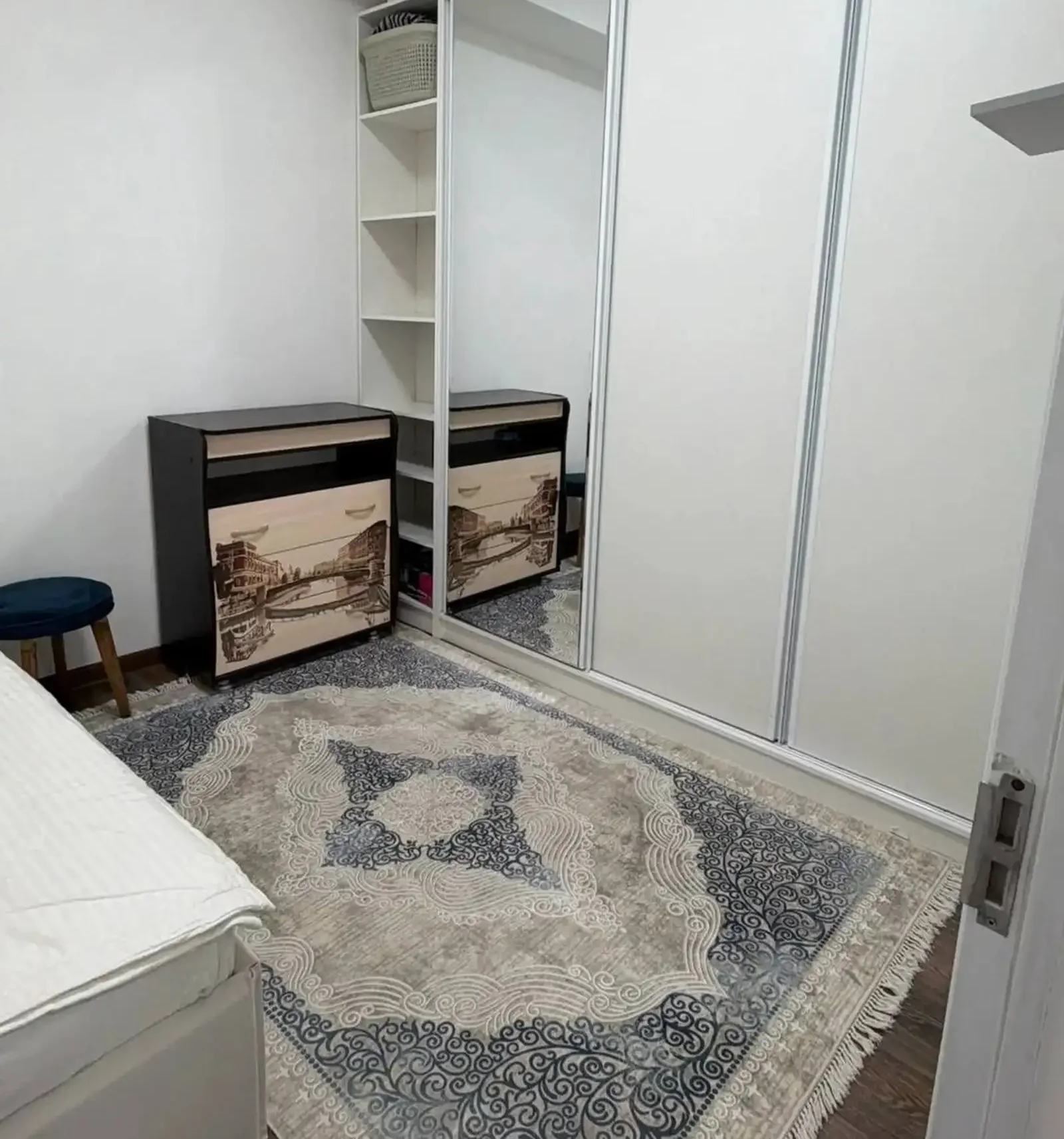 2-комн. квартира, 13 этаж, 59 м², Шохмансур