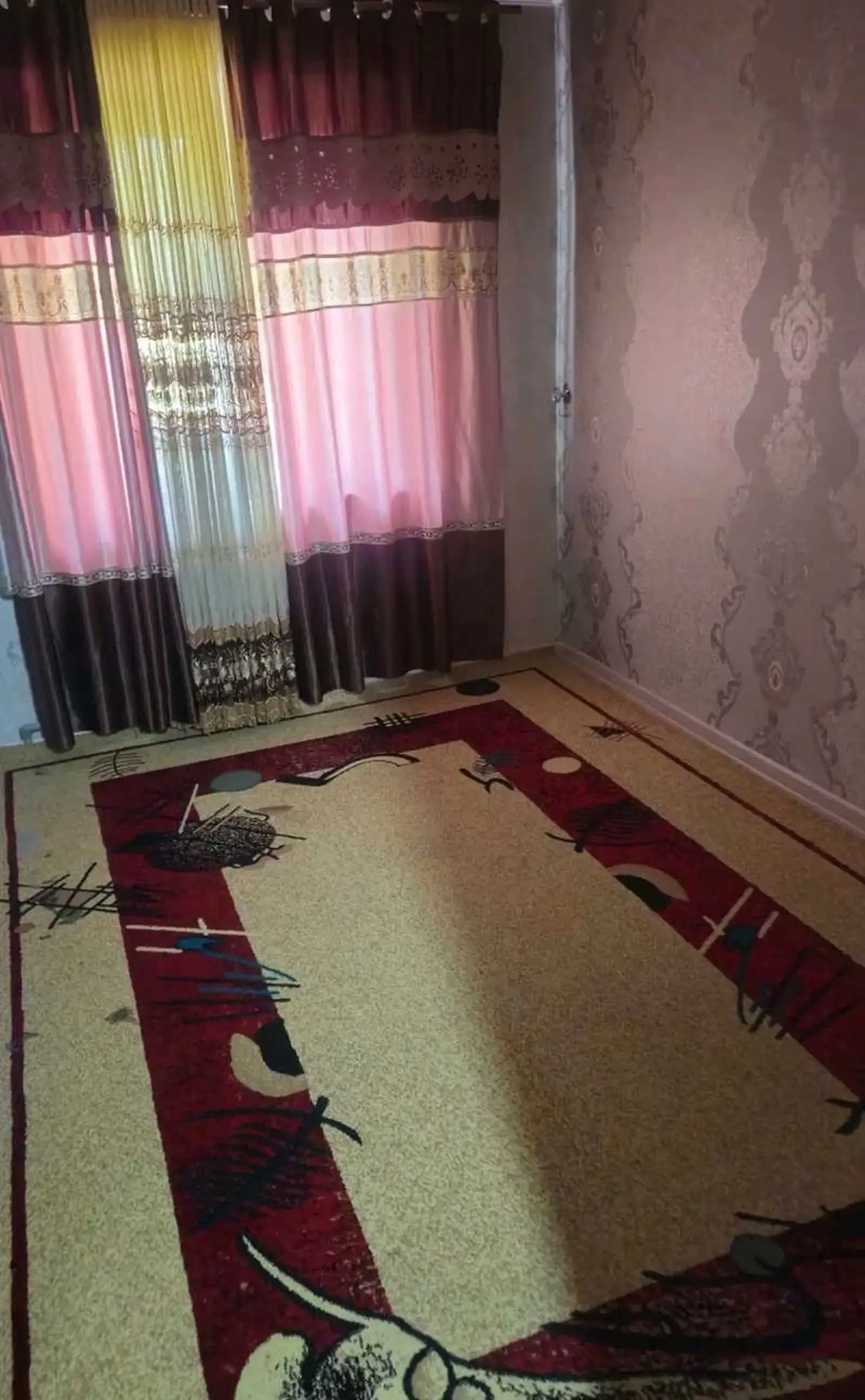 3-комн. квартира, 2 этаж, 85м², Сино