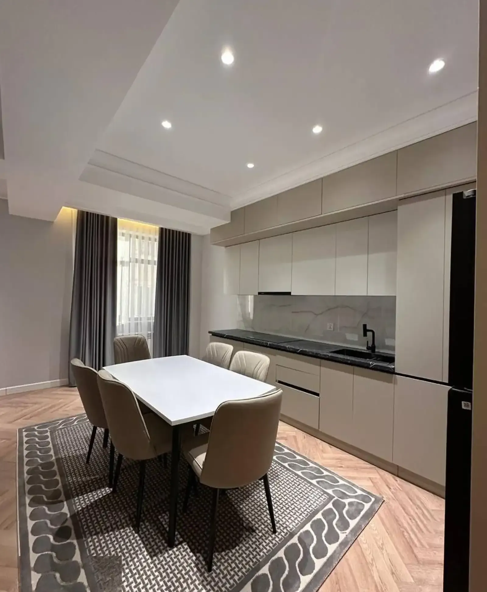 2-комн. квартира, 14 этаж, 88м², Дом печать, И. Сомони